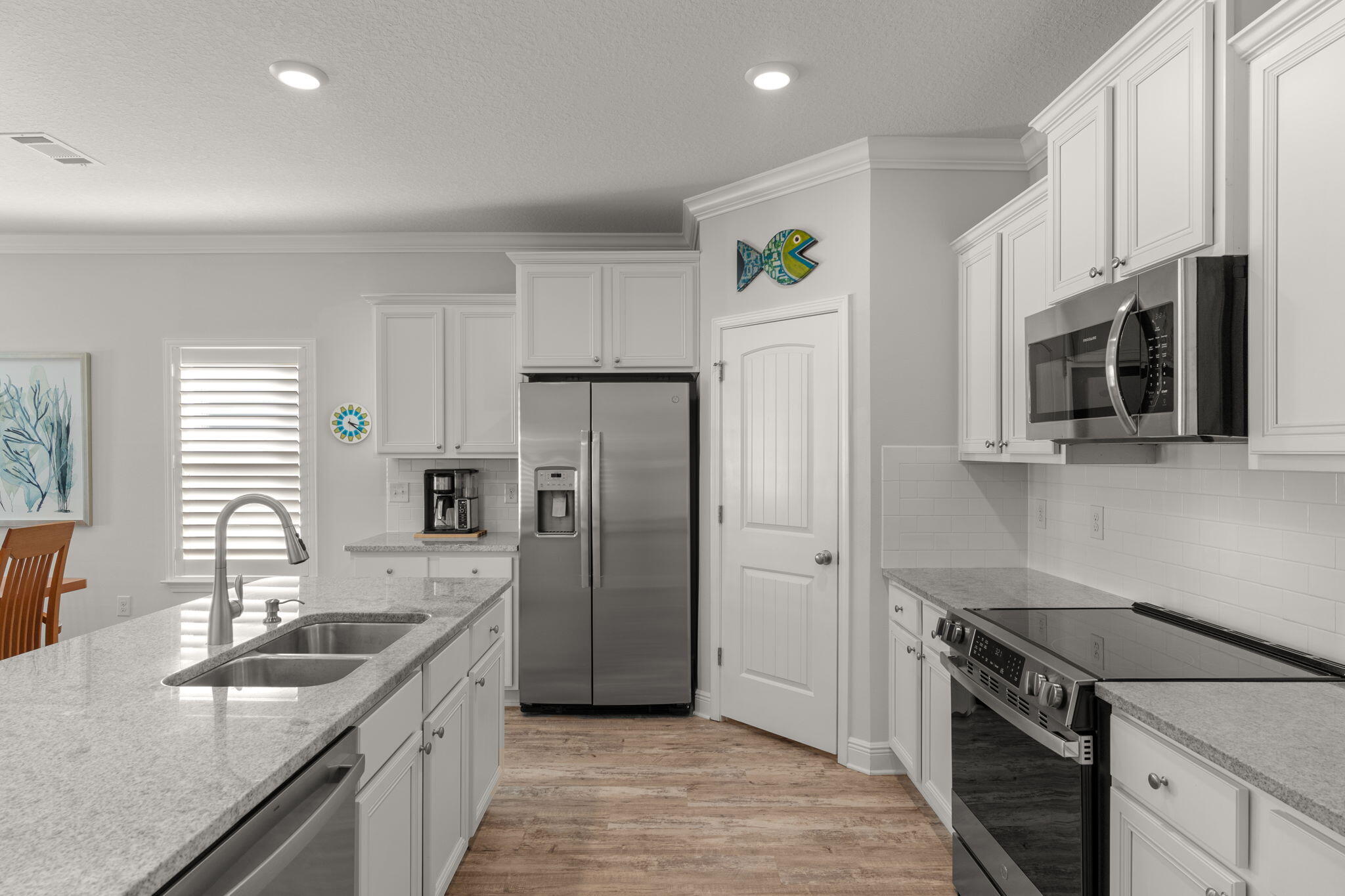 STONEGATE - Residential