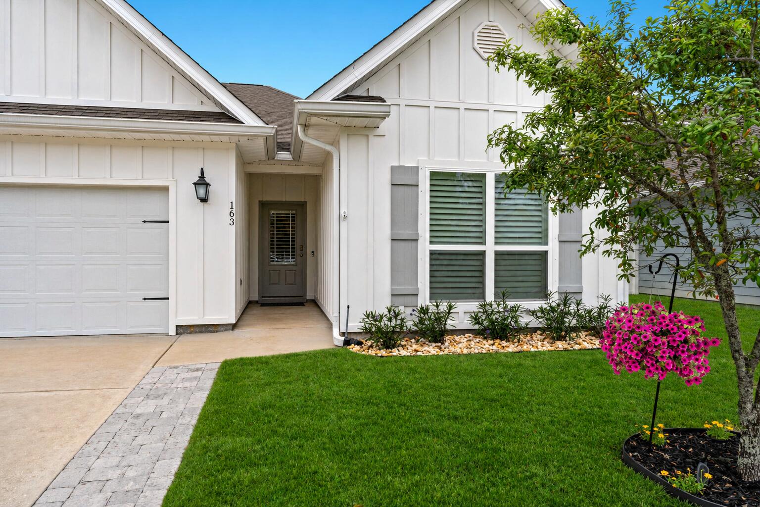 STONEGATE - Residential