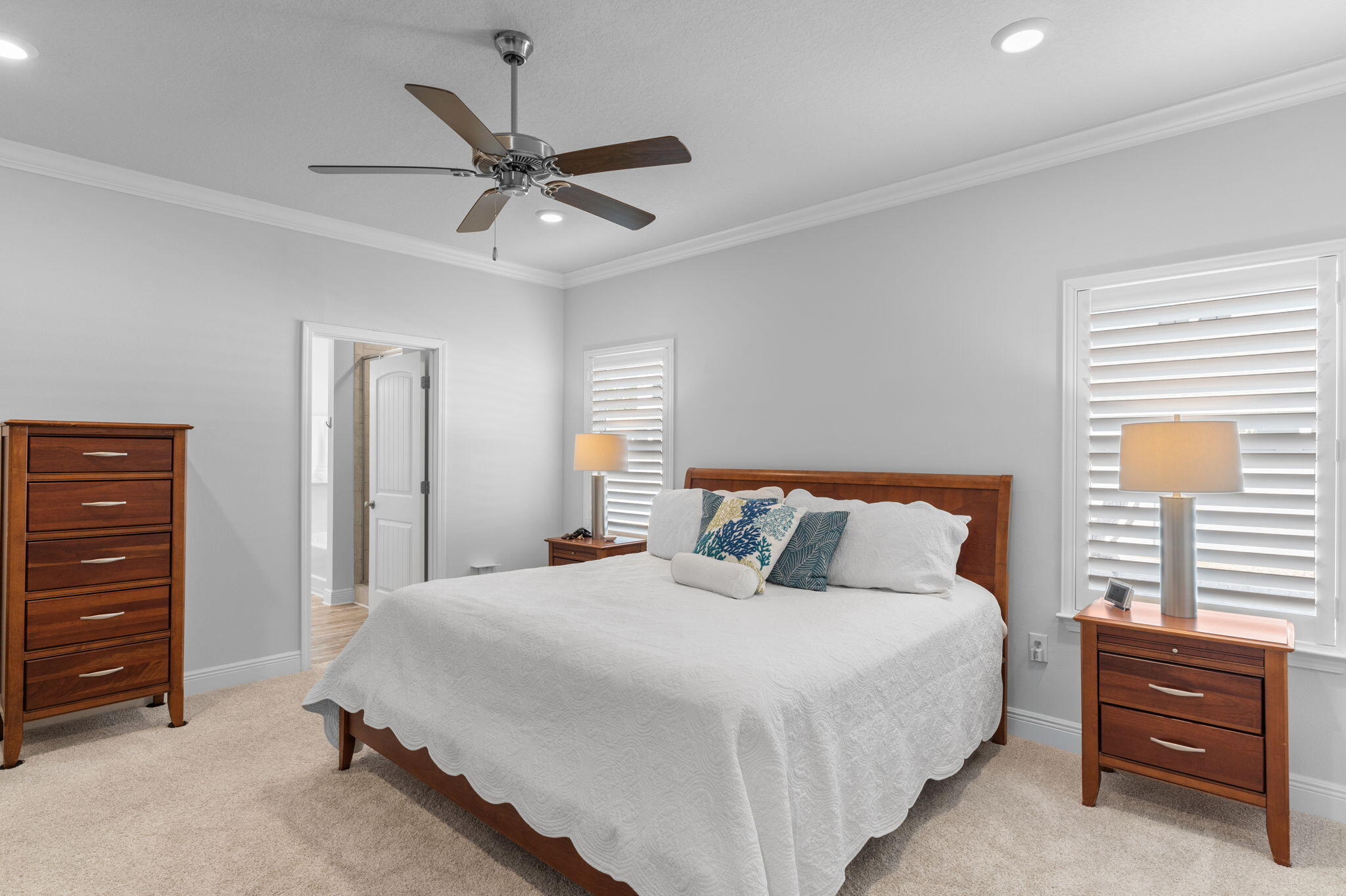 STONEGATE - Residential