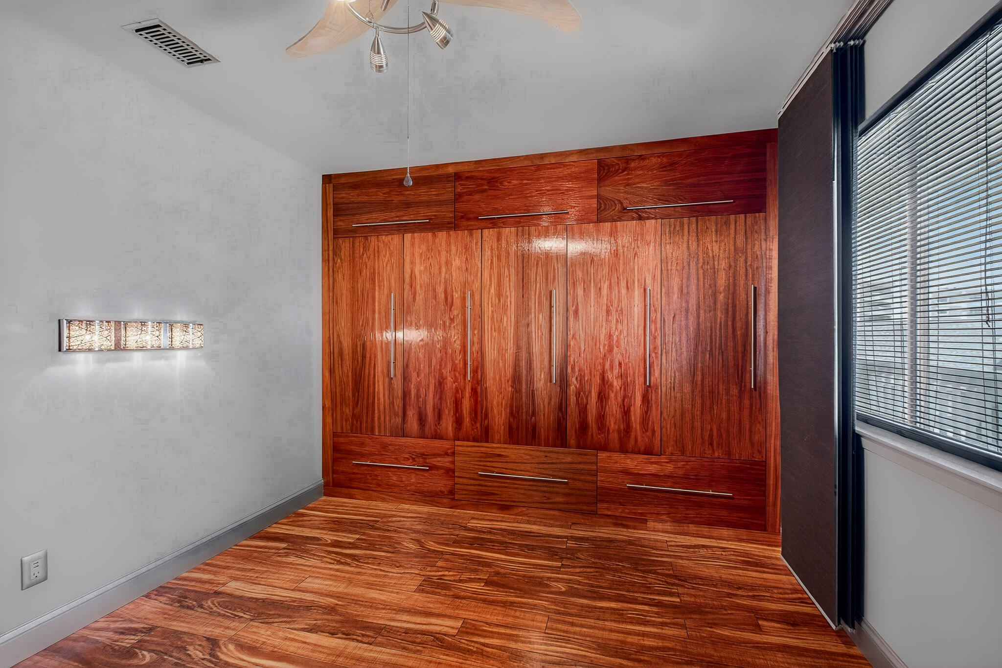 ISLAND HOME CONDO - Residential