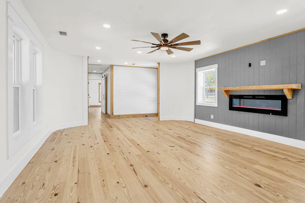 NORTHWOOD - Residential Lease