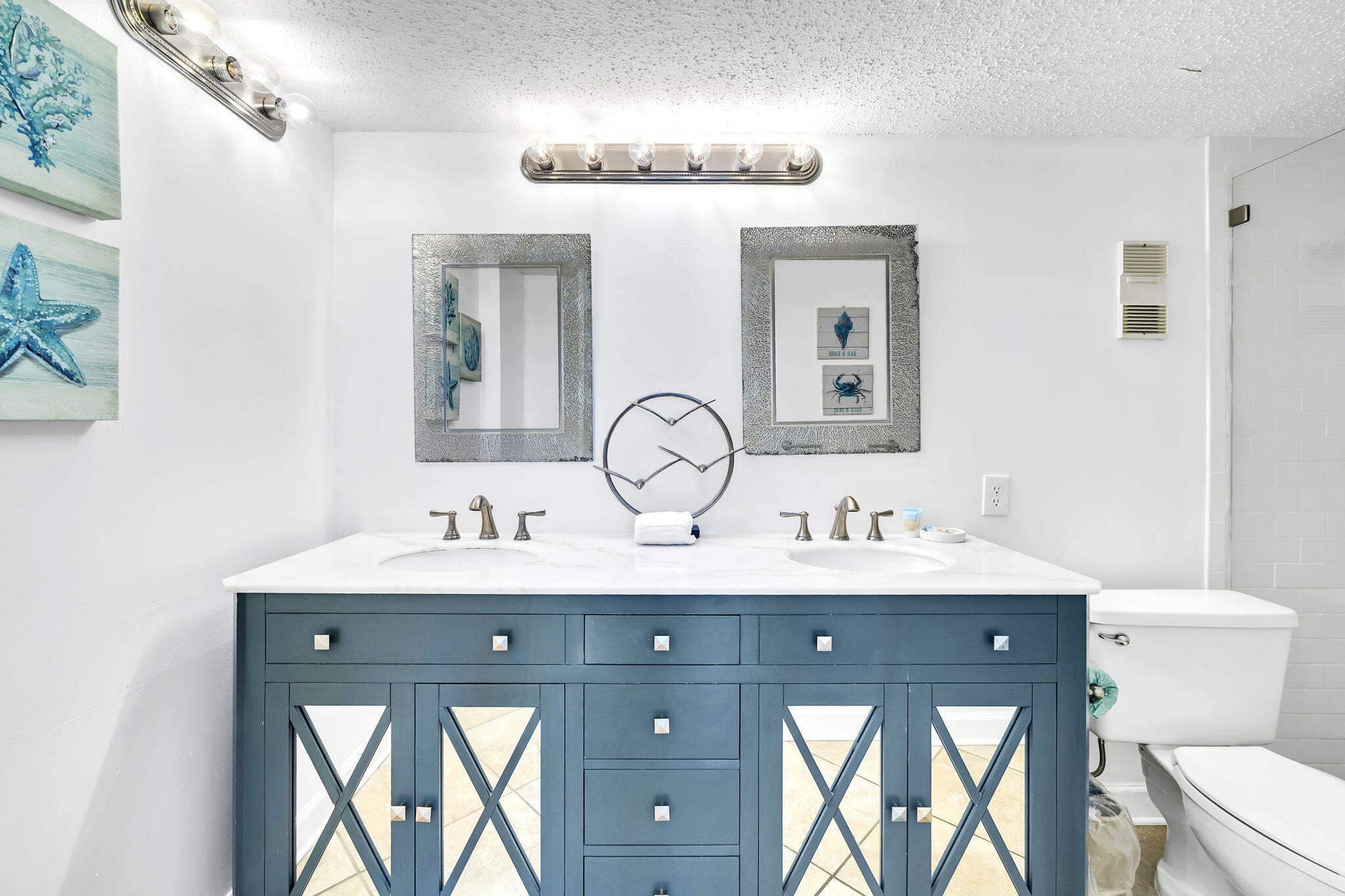 ISLANDER CONDO PH 2 - Residential