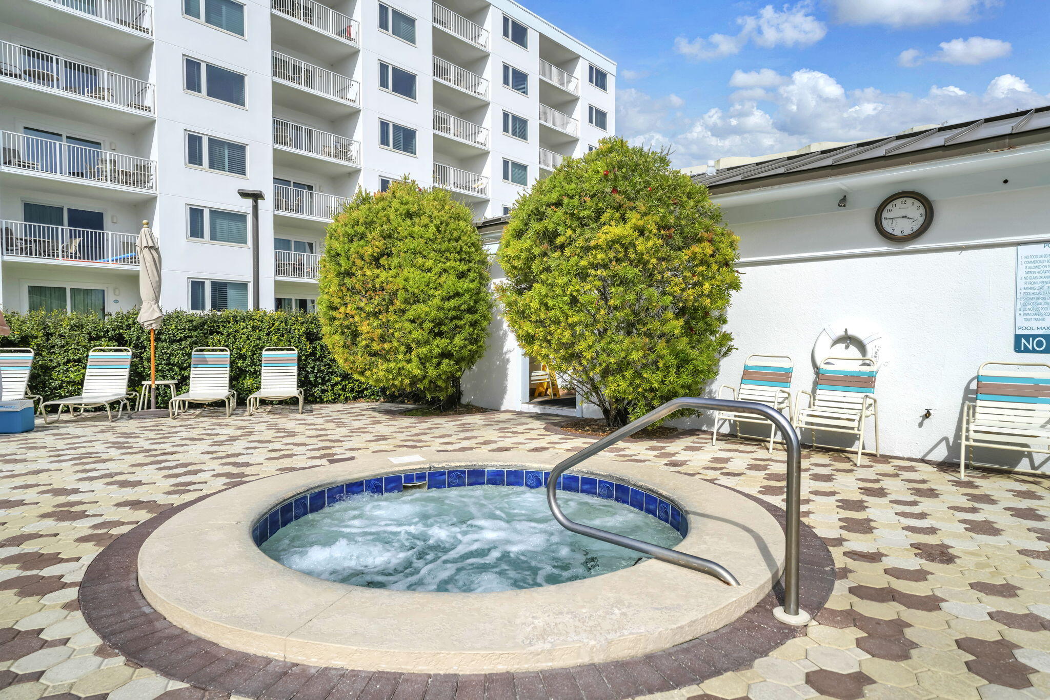 ISLANDER CONDO PH 2 - Residential