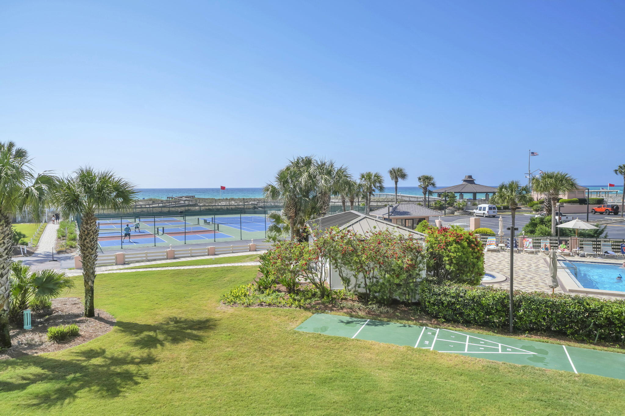 ISLANDER CONDO PH 2 - Residential