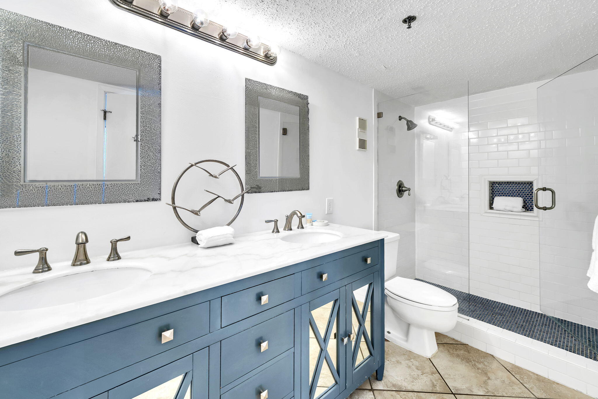 ISLANDER CONDO PH 2 - Residential