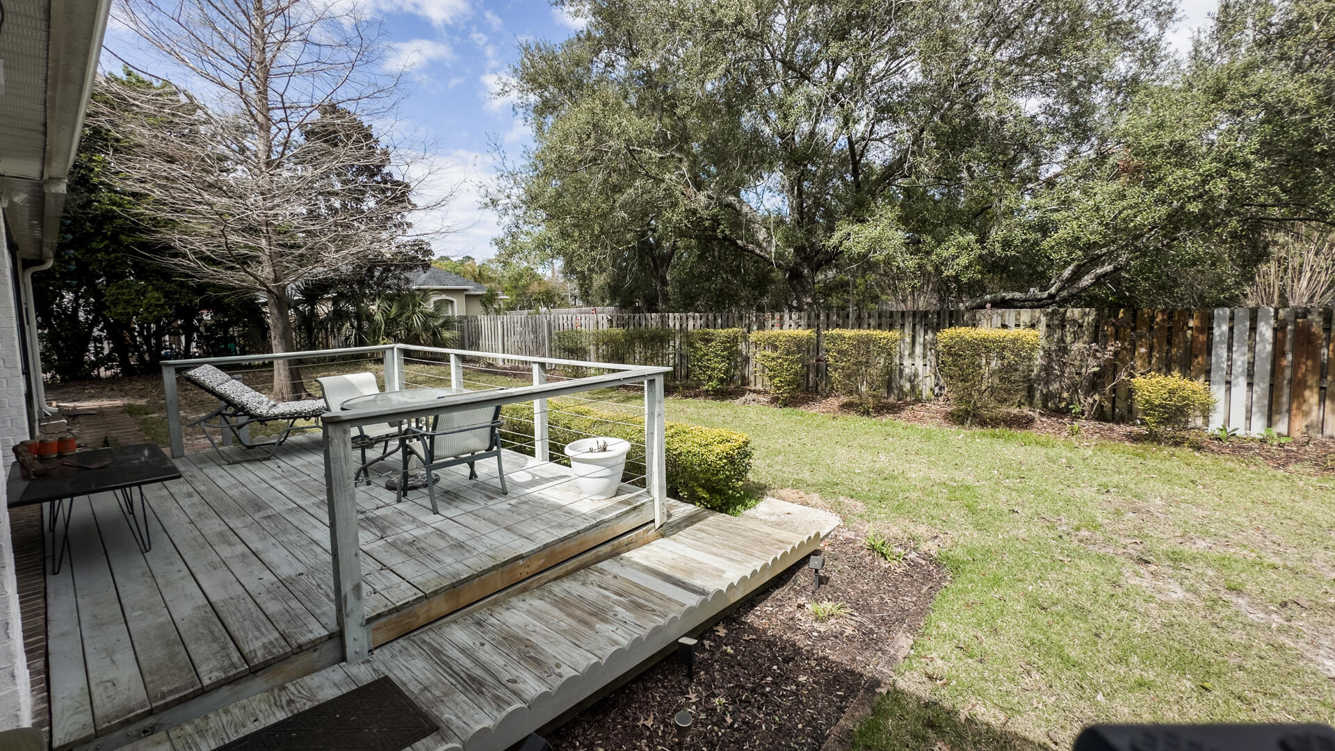 MUSSETT BAYOU ESTATES - Residential