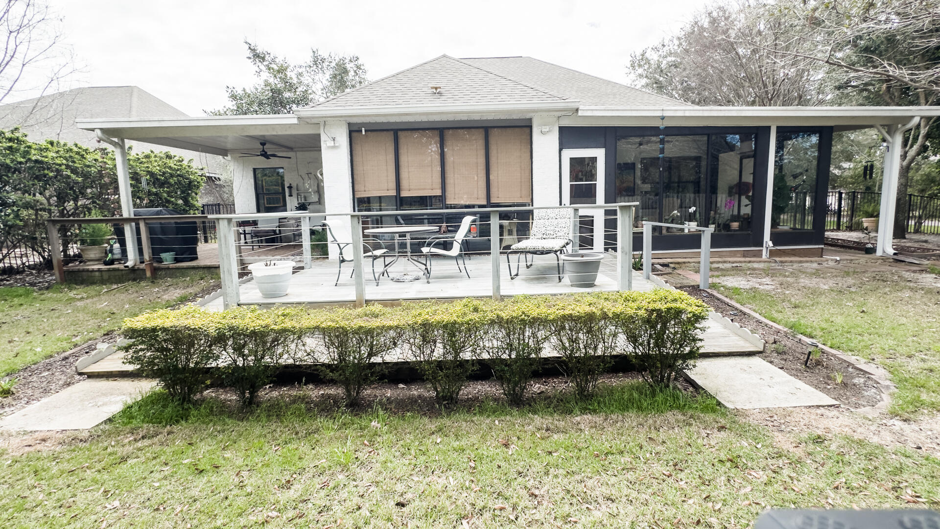MUSSETT BAYOU ESTATES - Residential