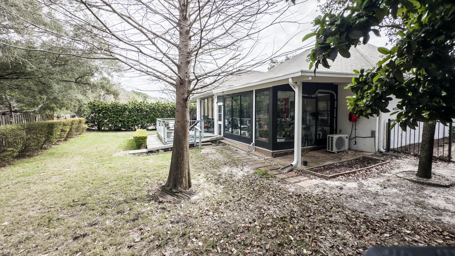 MUSSETT BAYOU ESTATES - Residential