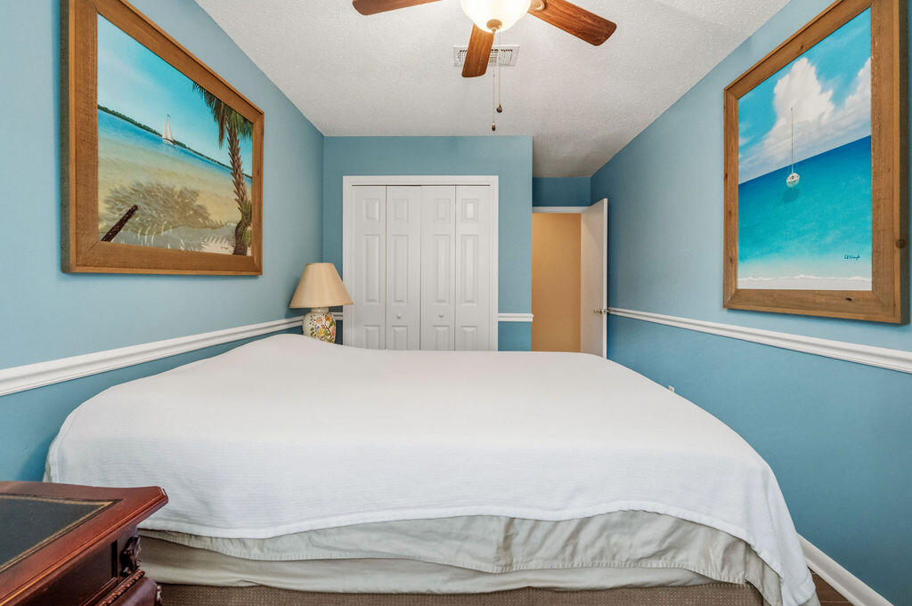 PINEWOOD ESTATES - Residential
