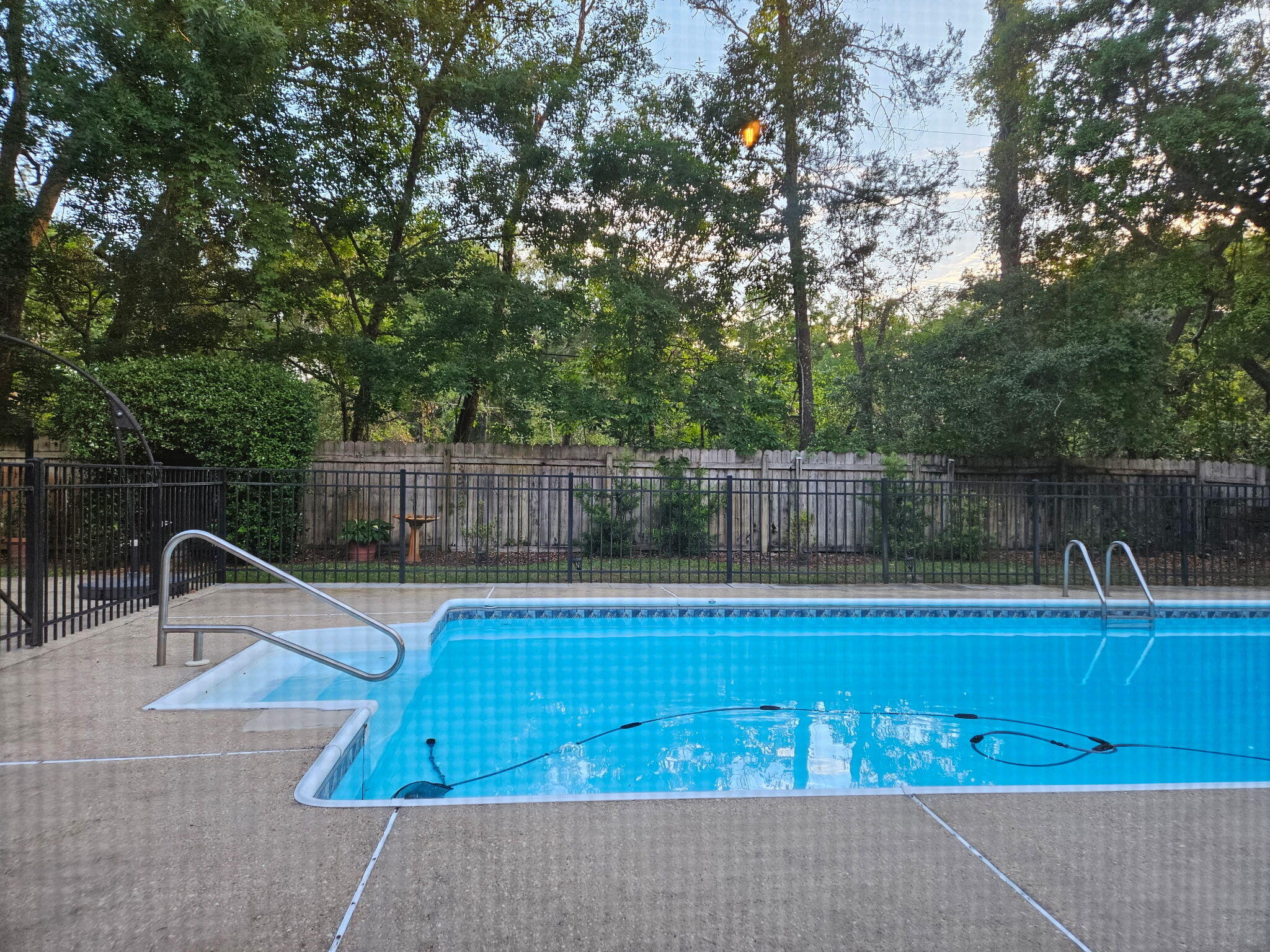 PINEWOOD ESTATES - Residential