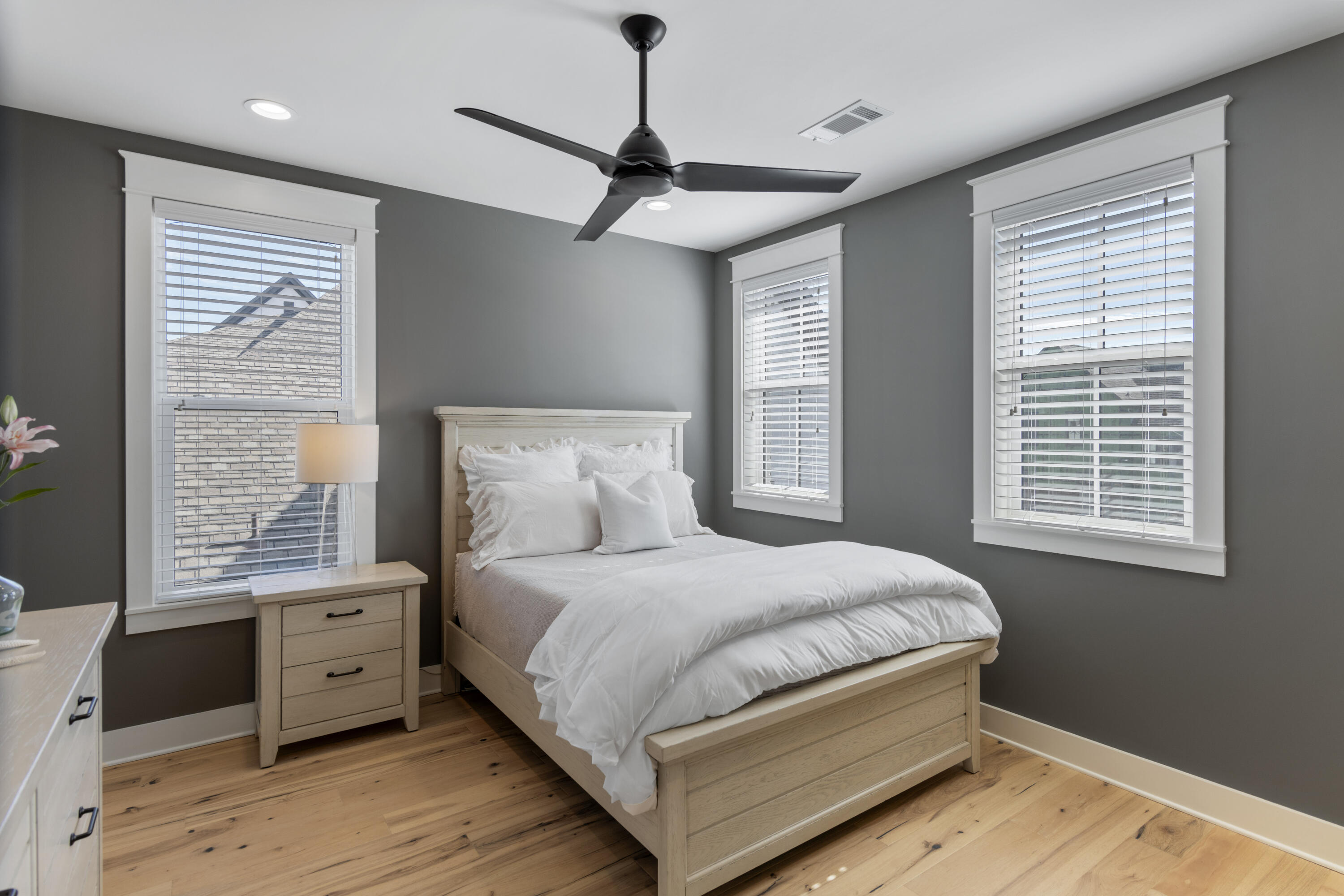 RidgeWalk - Residential