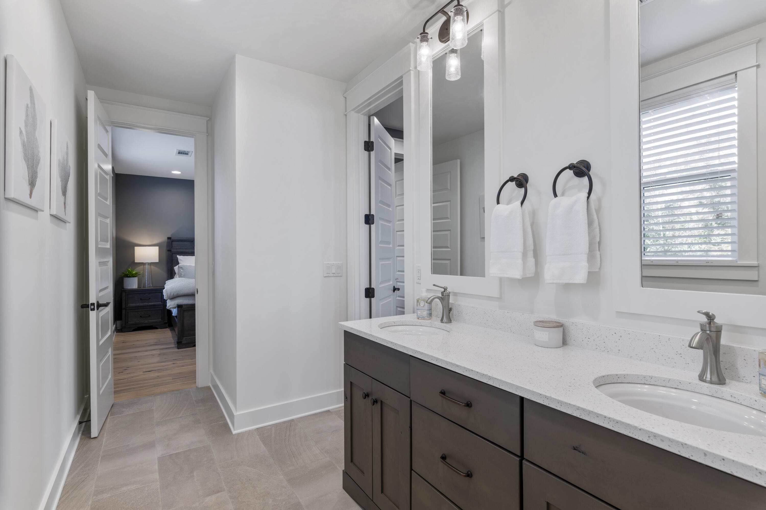 RidgeWalk - Residential