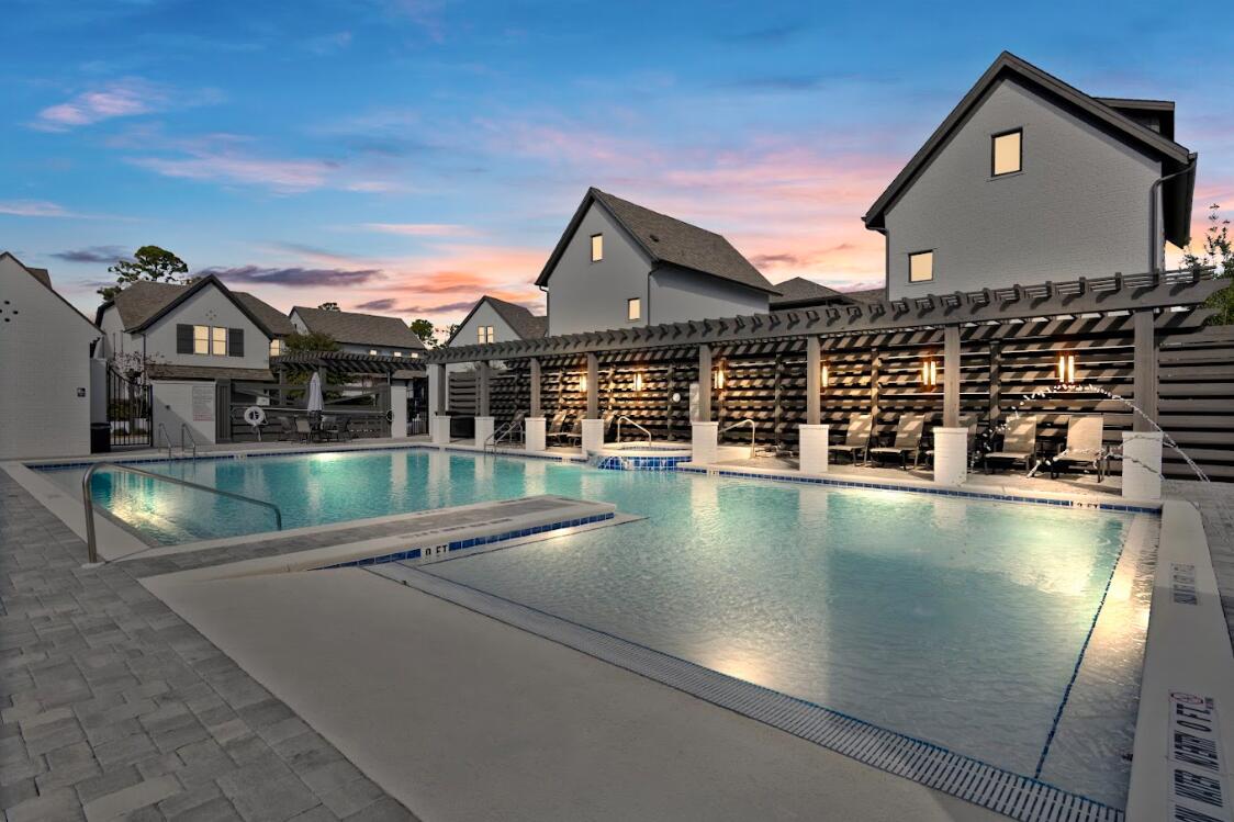 RidgeWalk - Residential