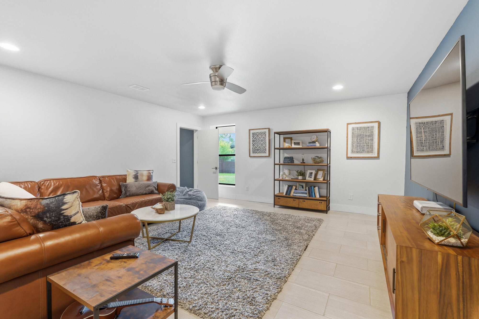 LE CHATEAU - Residential