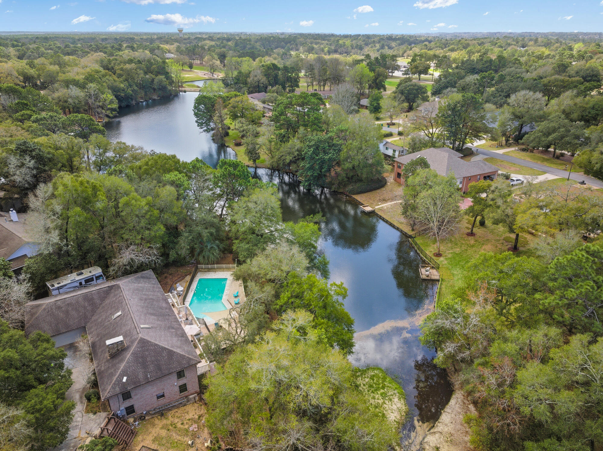 LE CHATEAU - Residential