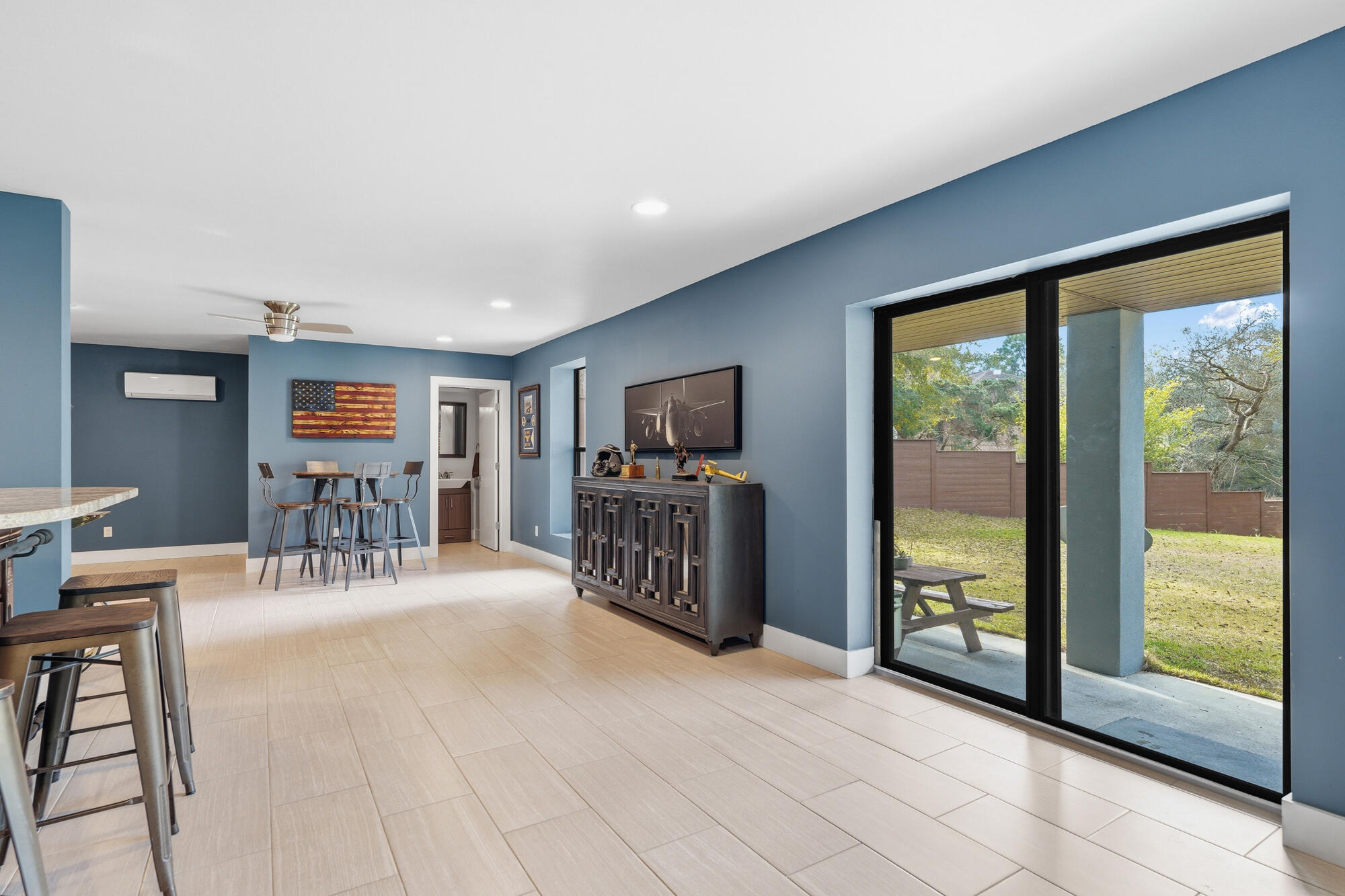 LE CHATEAU - Residential