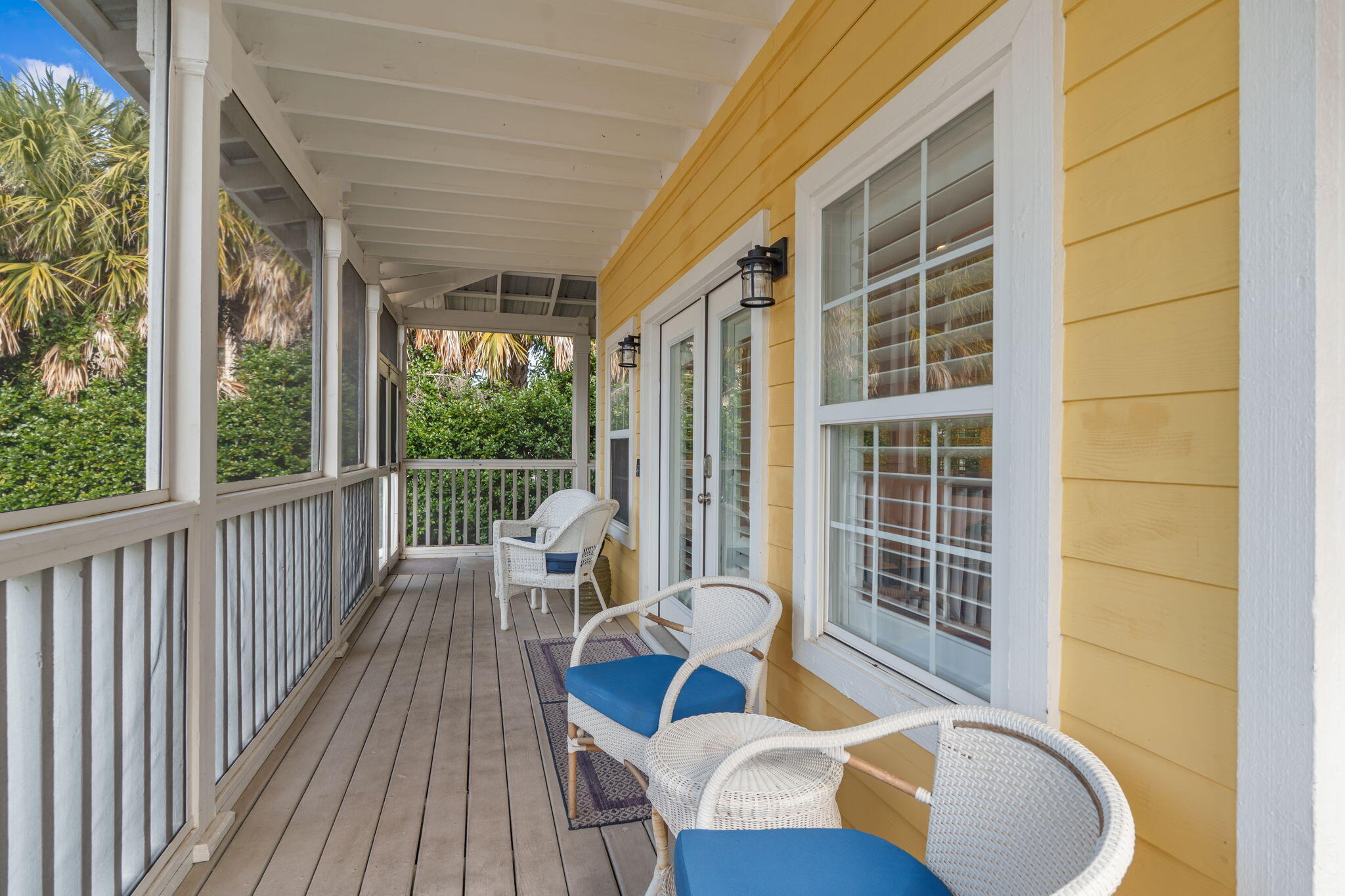 SUNRISE BEACH - Residential