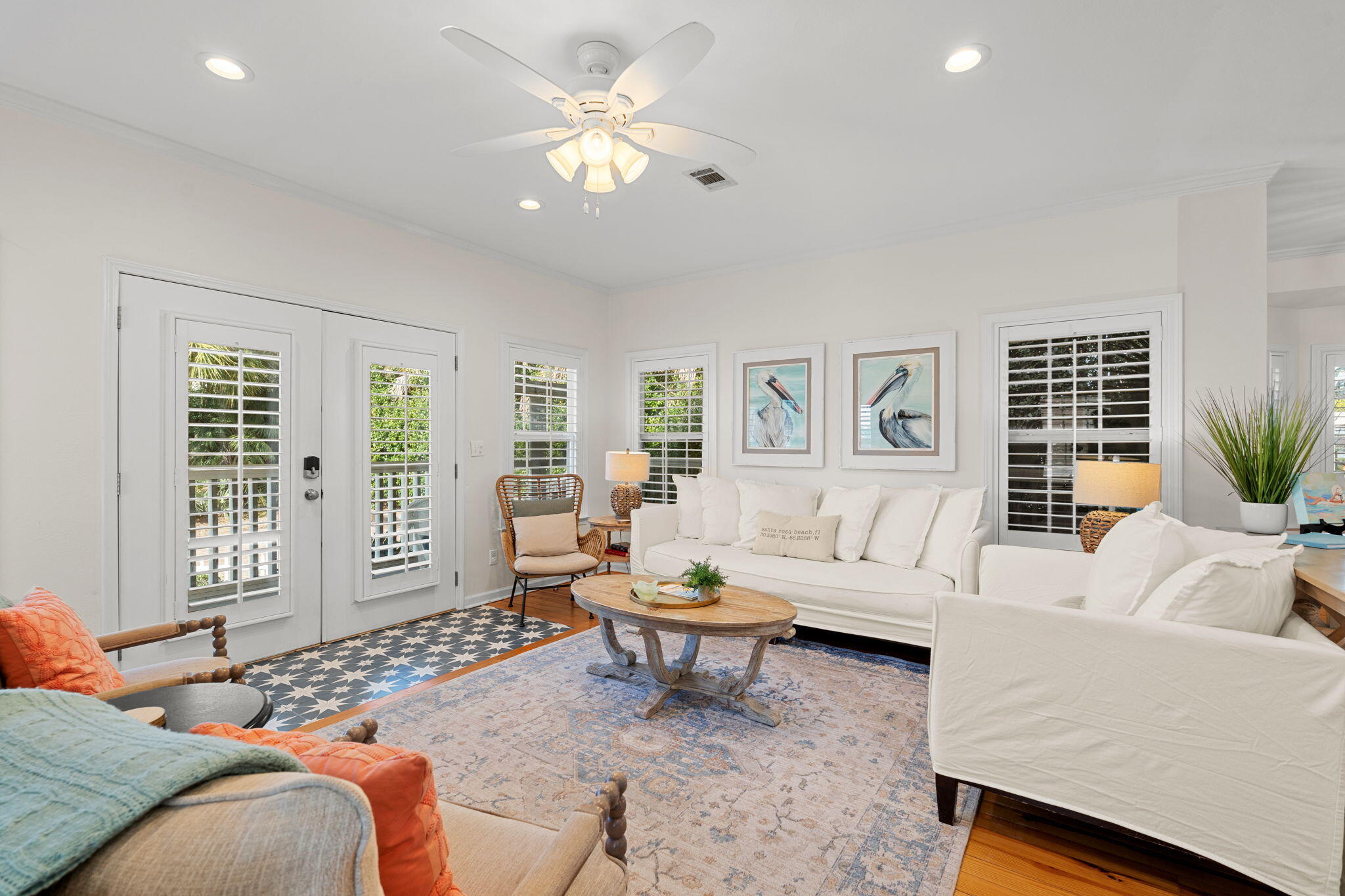 SUNRISE BEACH - Residential