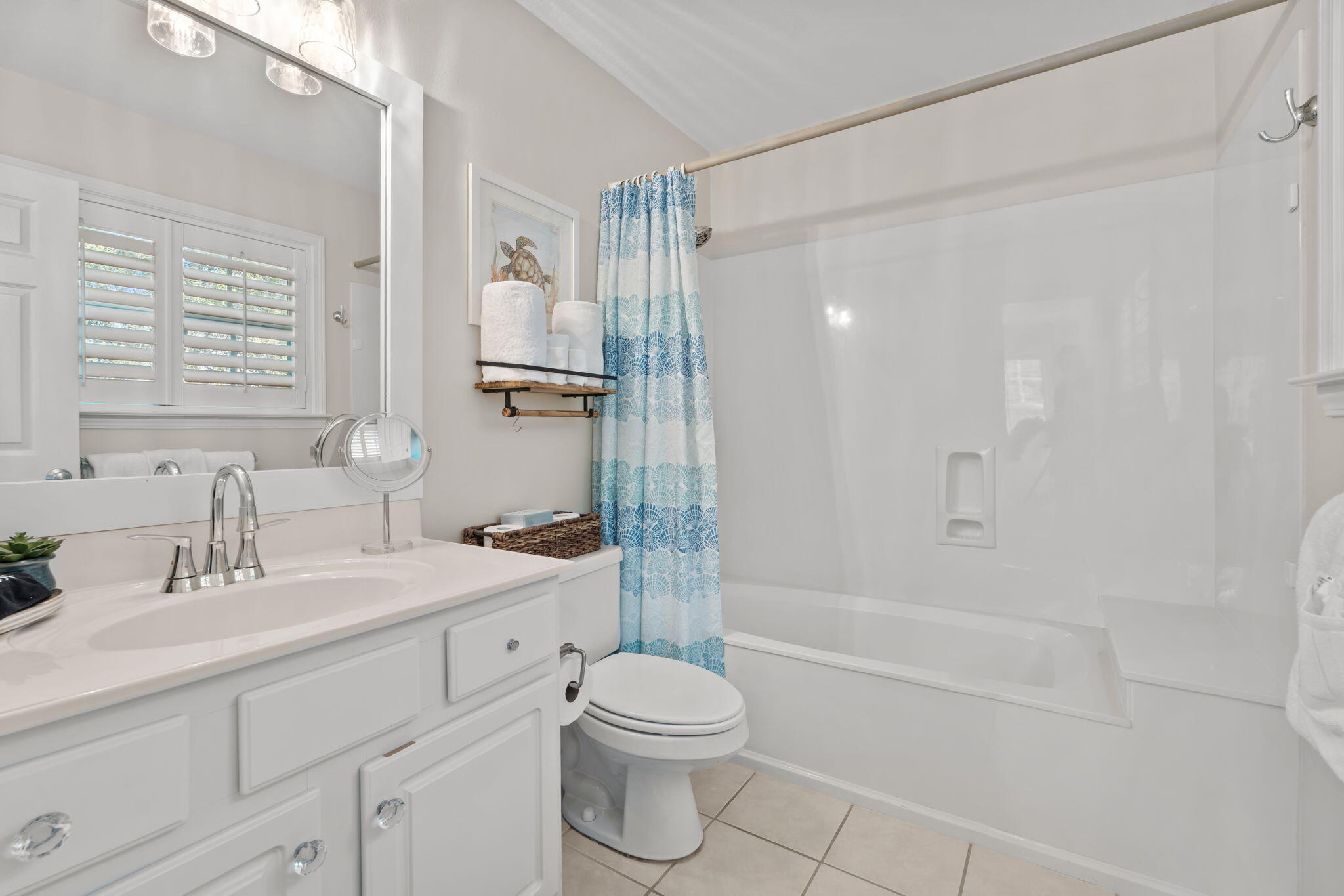 SUNRISE BEACH - Residential