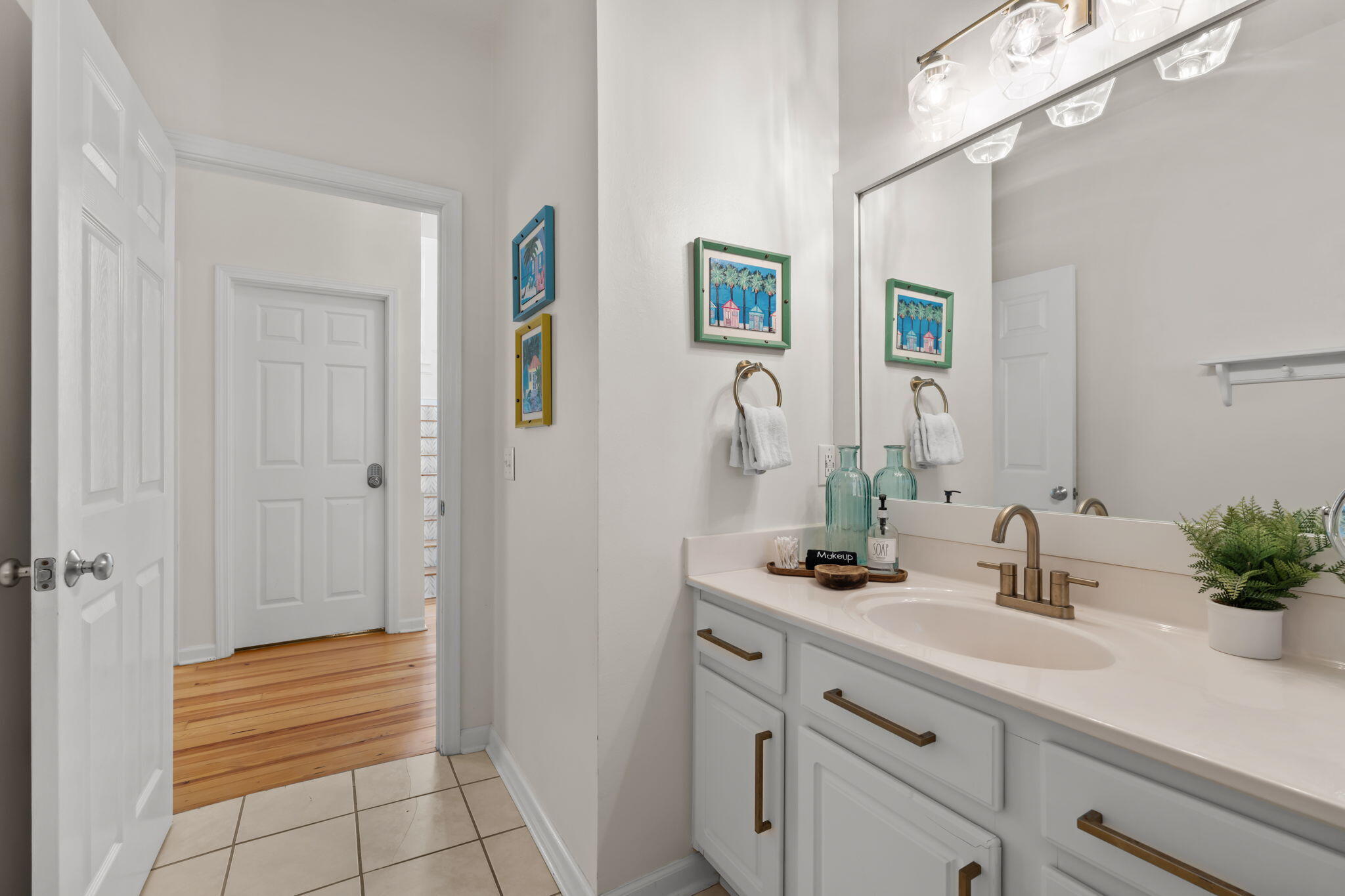 SUNRISE BEACH - Residential