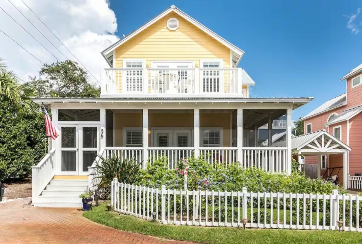 SUNRISE BEACH - Residential