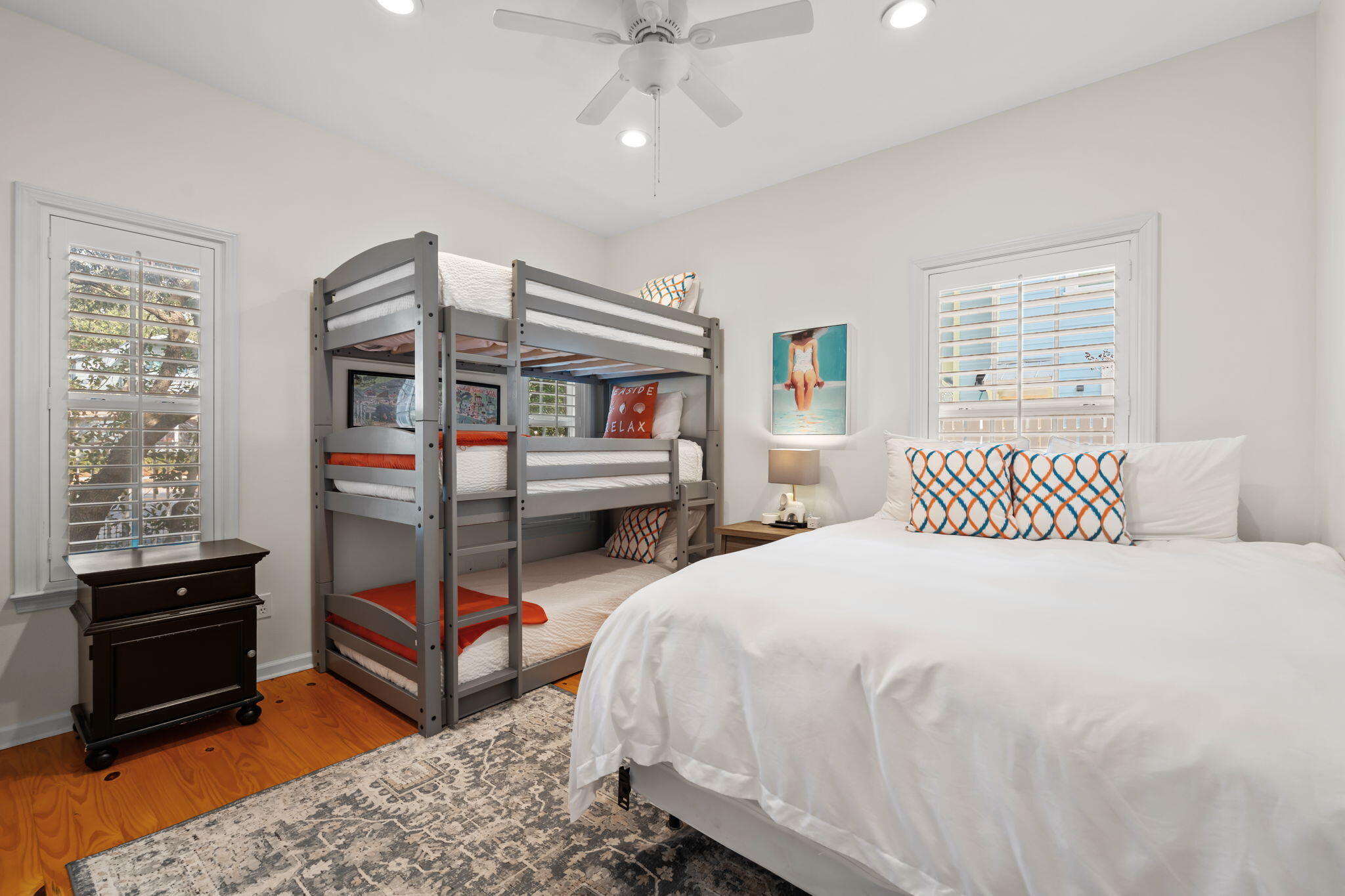 SUNRISE BEACH - Residential