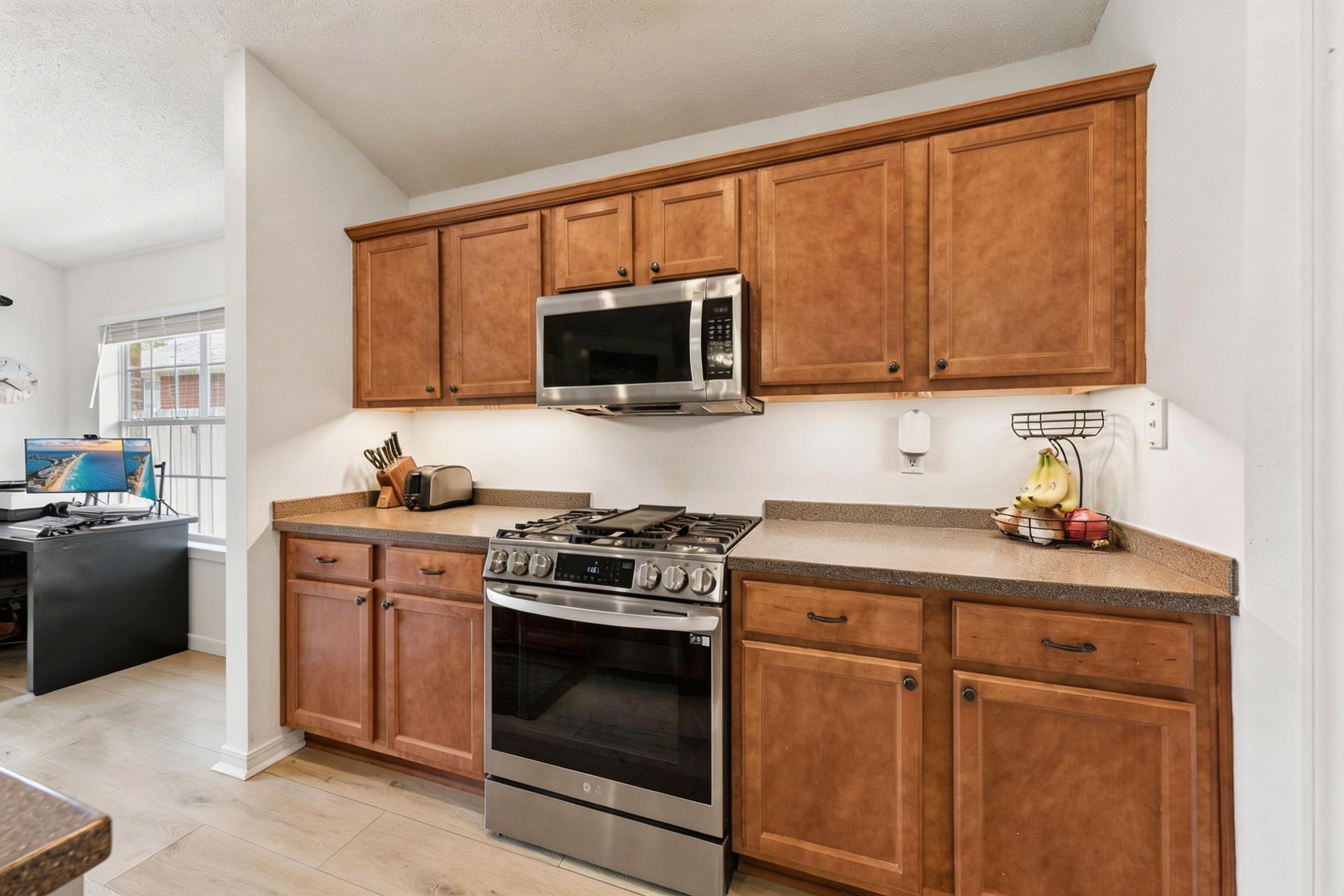 AIRWAY OAKS - Residential