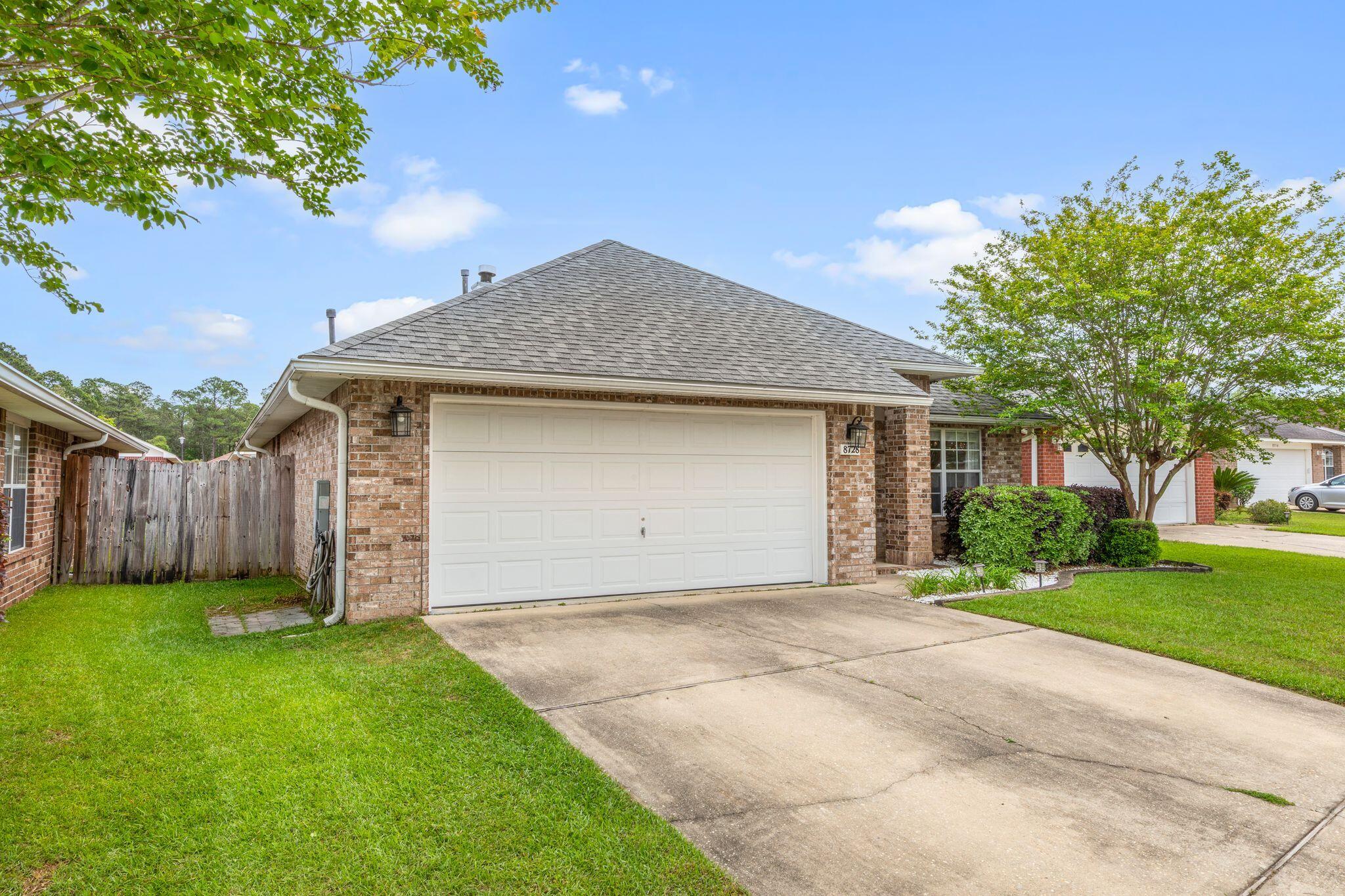 AIRWAY OAKS - Residential