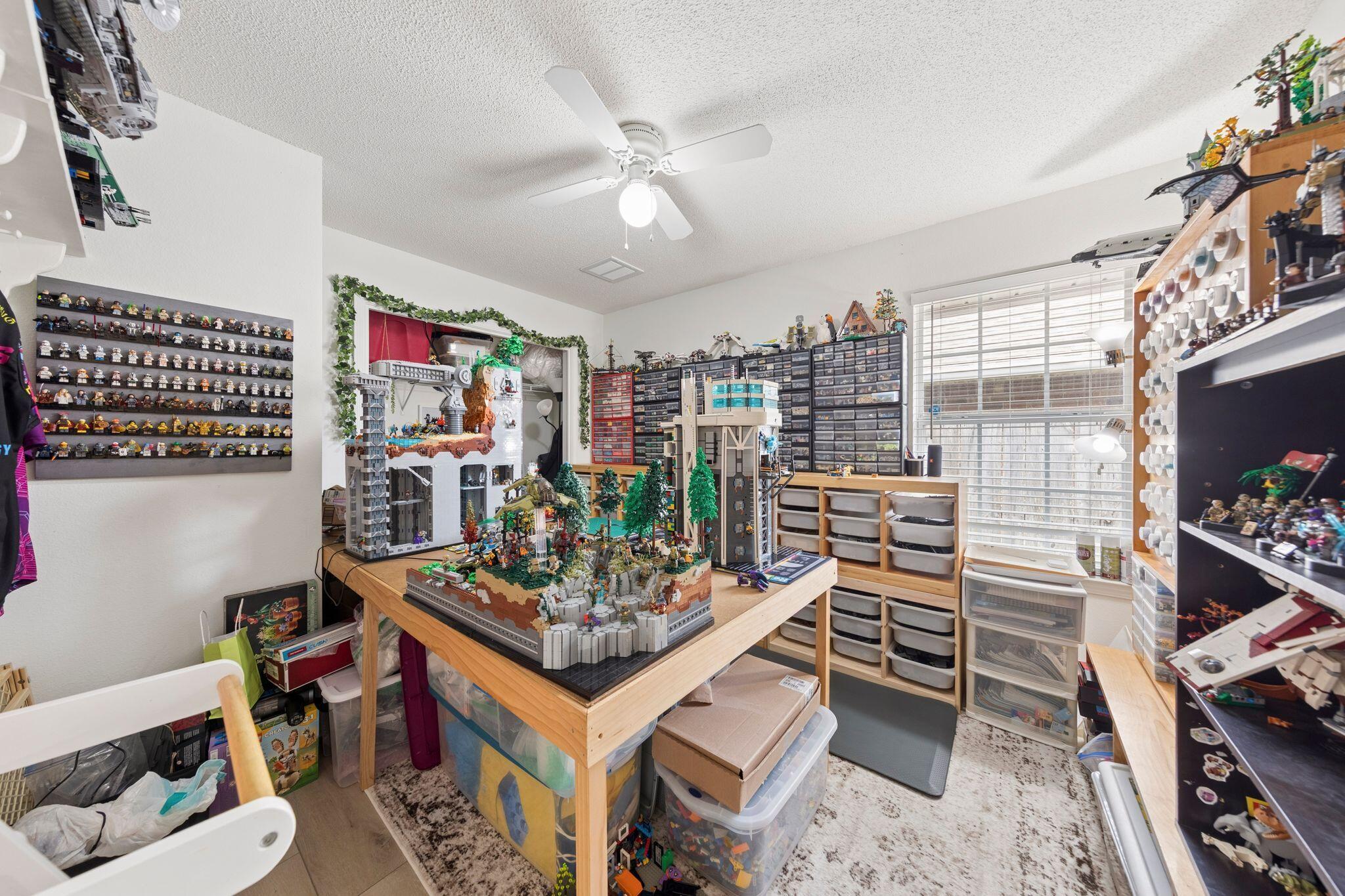 AIRWAY OAKS - Residential