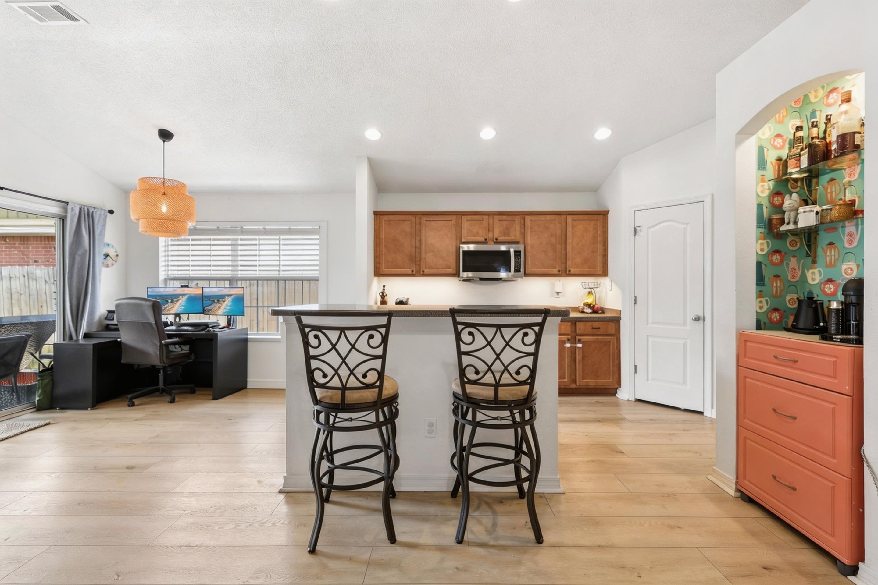 AIRWAY OAKS - Residential