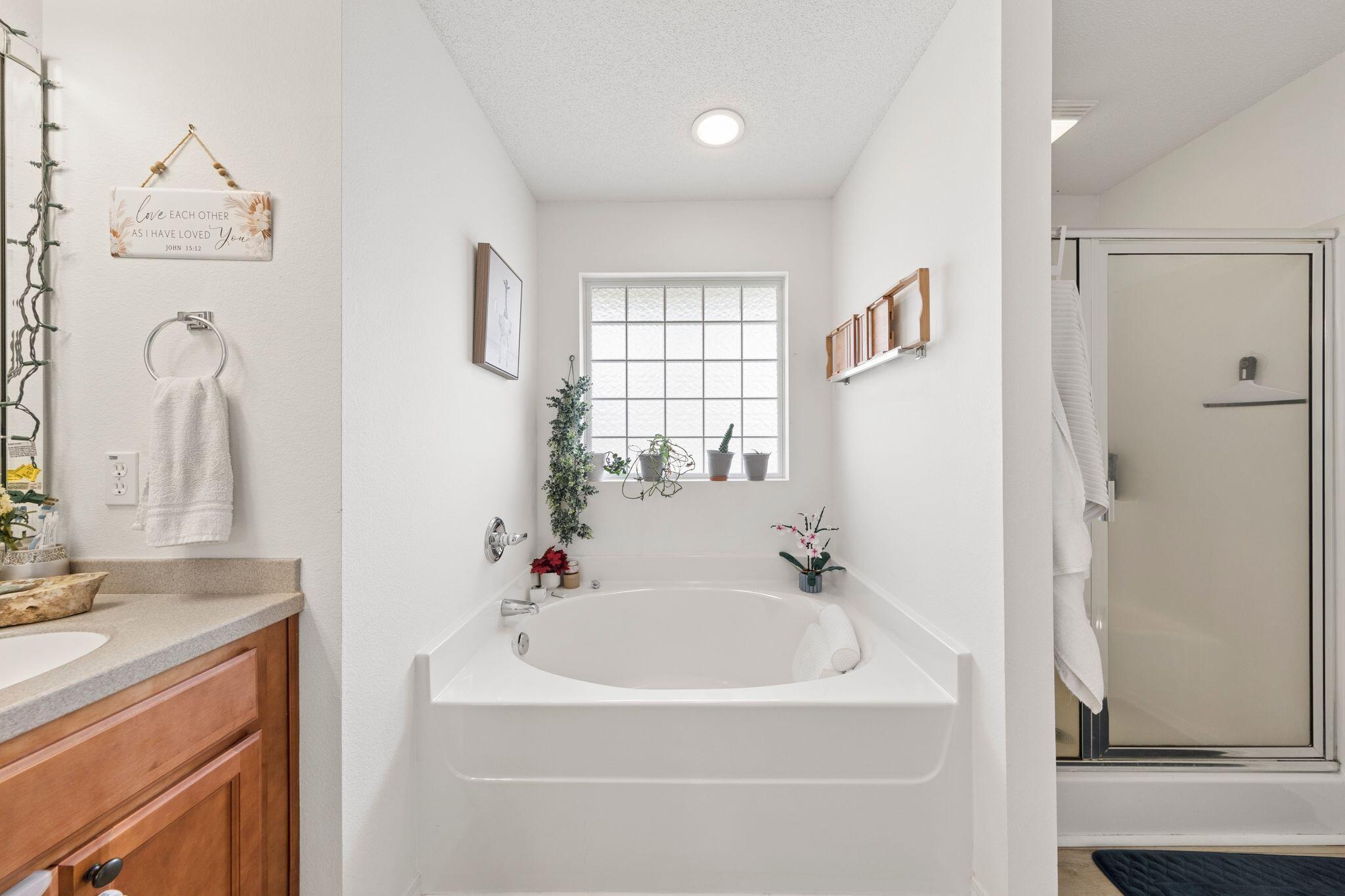 AIRWAY OAKS - Residential