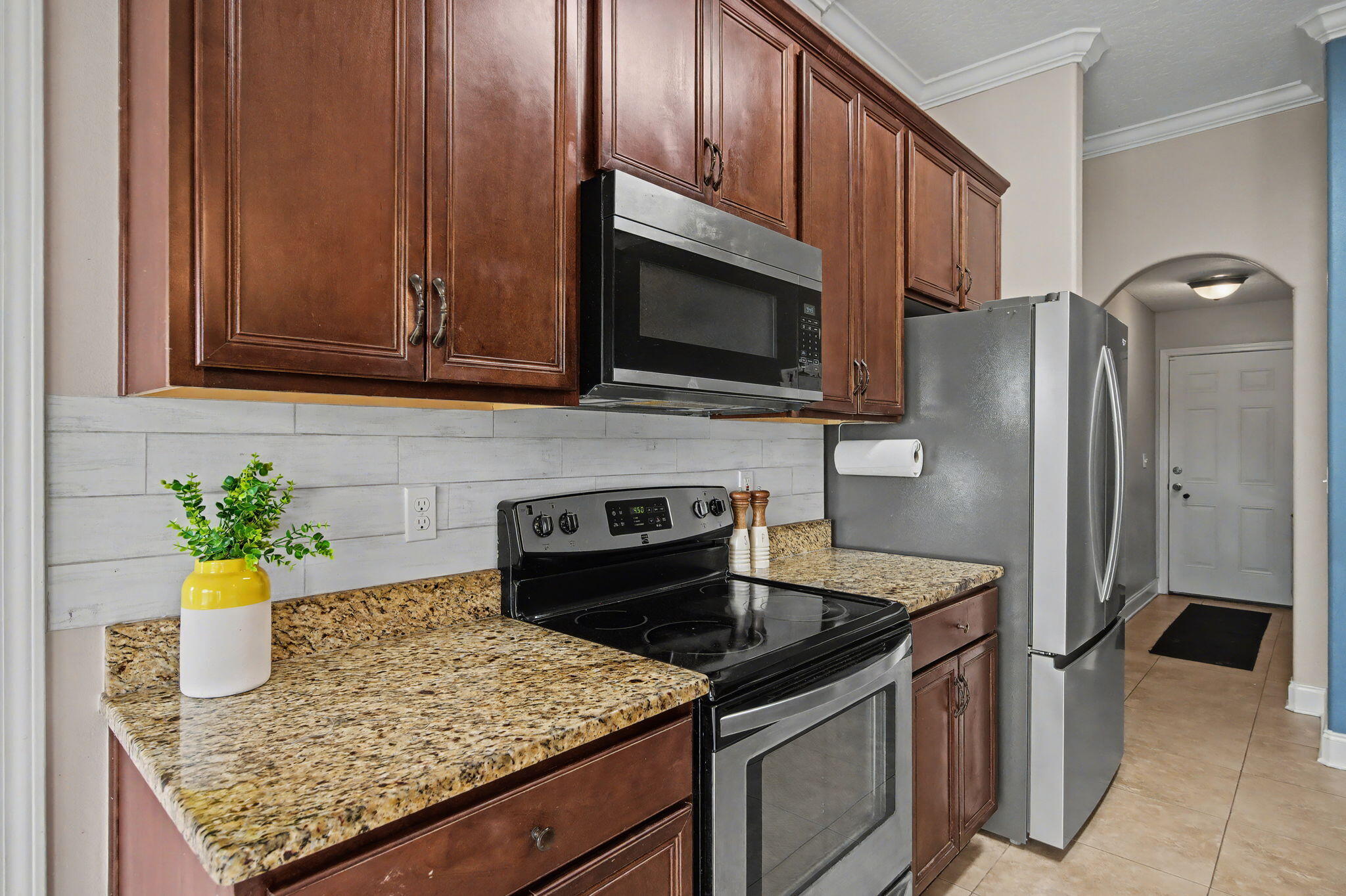 CRESCENT SHORES - Residential