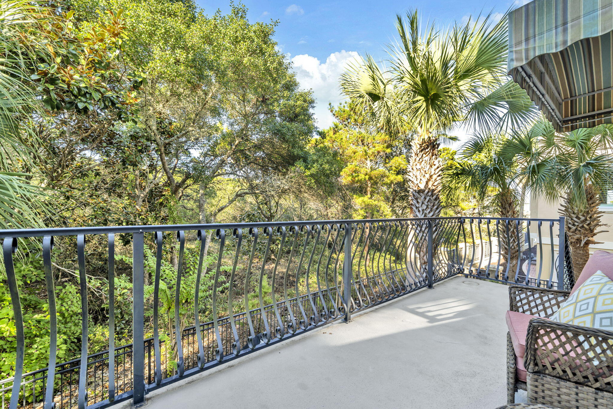 EMERALD DUNES - Residential