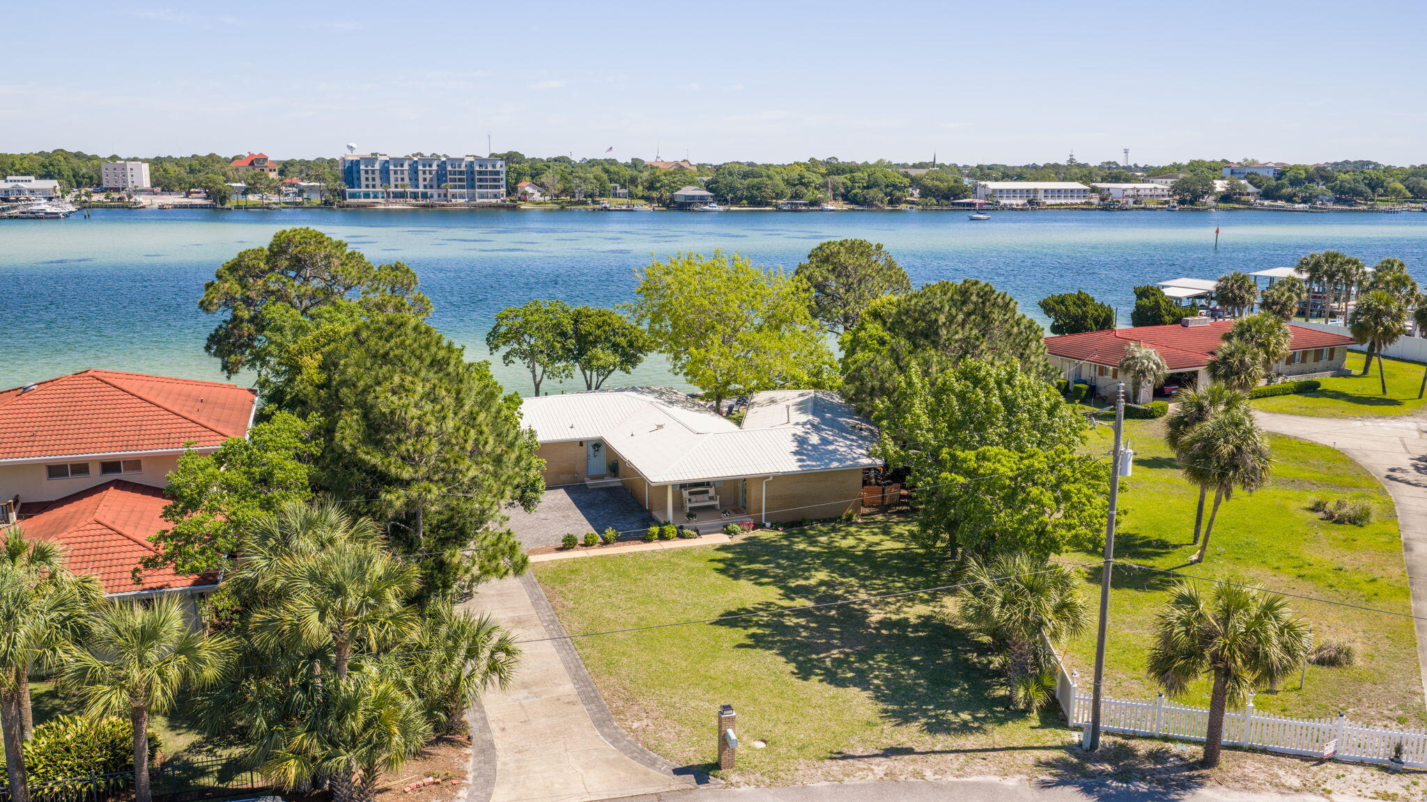 SANTA ROSA ISLAND - Residential