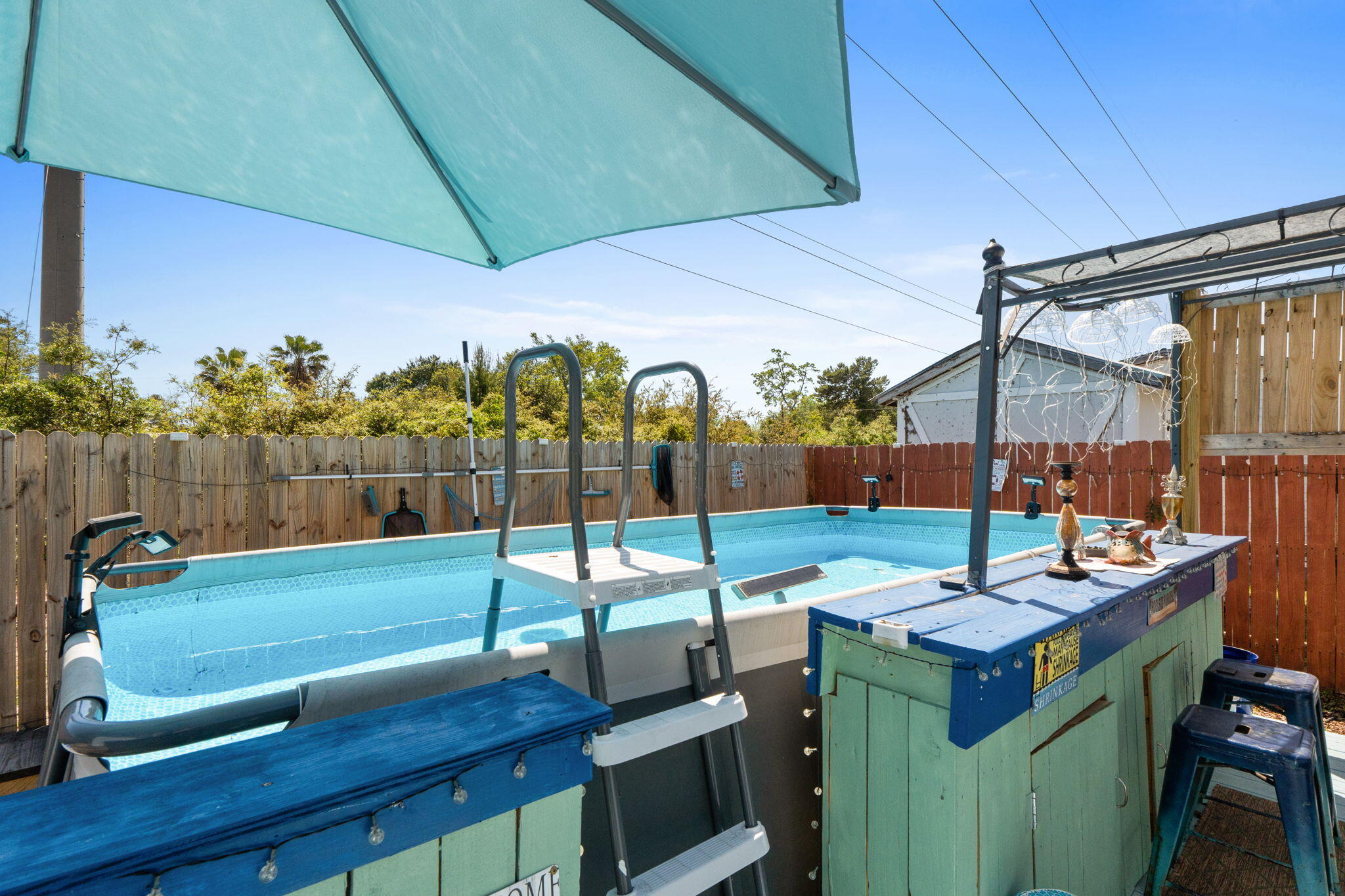 LAGUNA BEACH - Residential