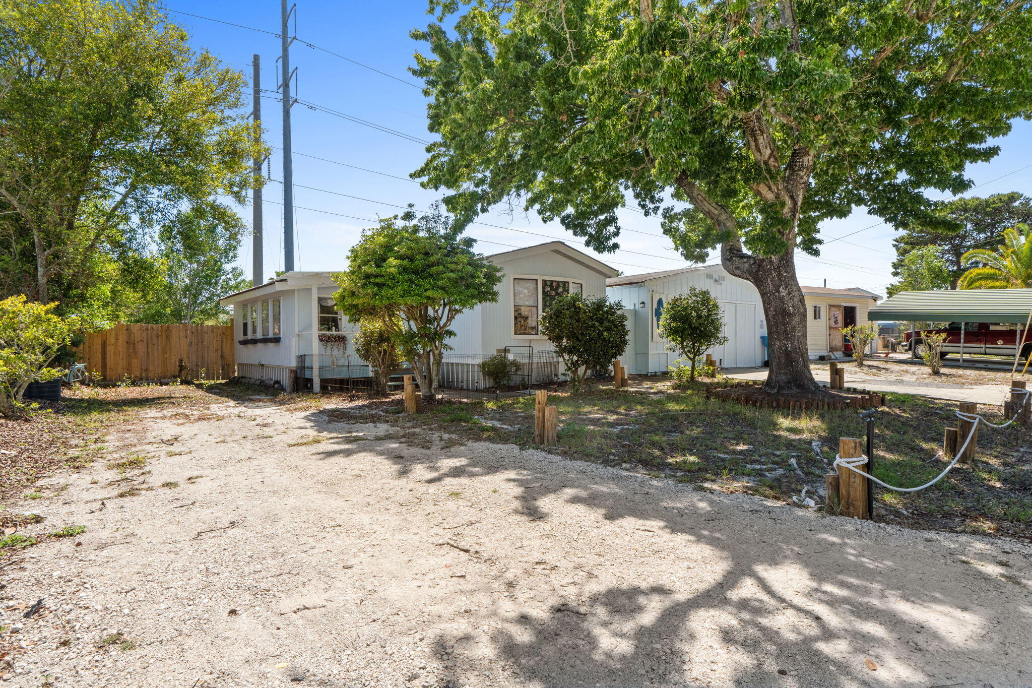 LAGUNA BEACH - Residential