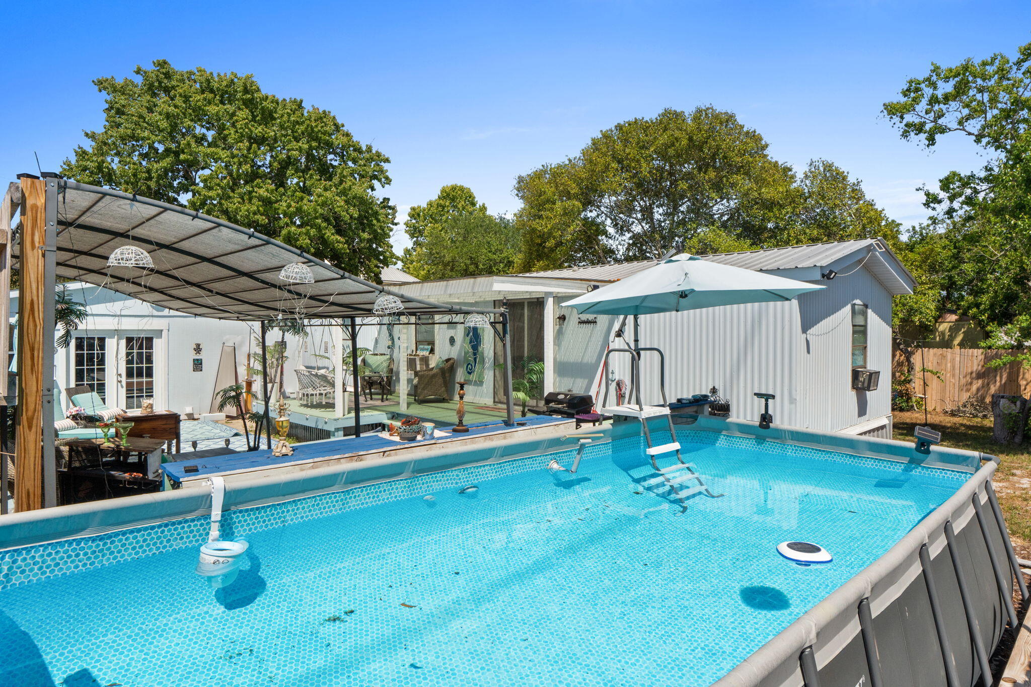 LAGUNA BEACH - Residential