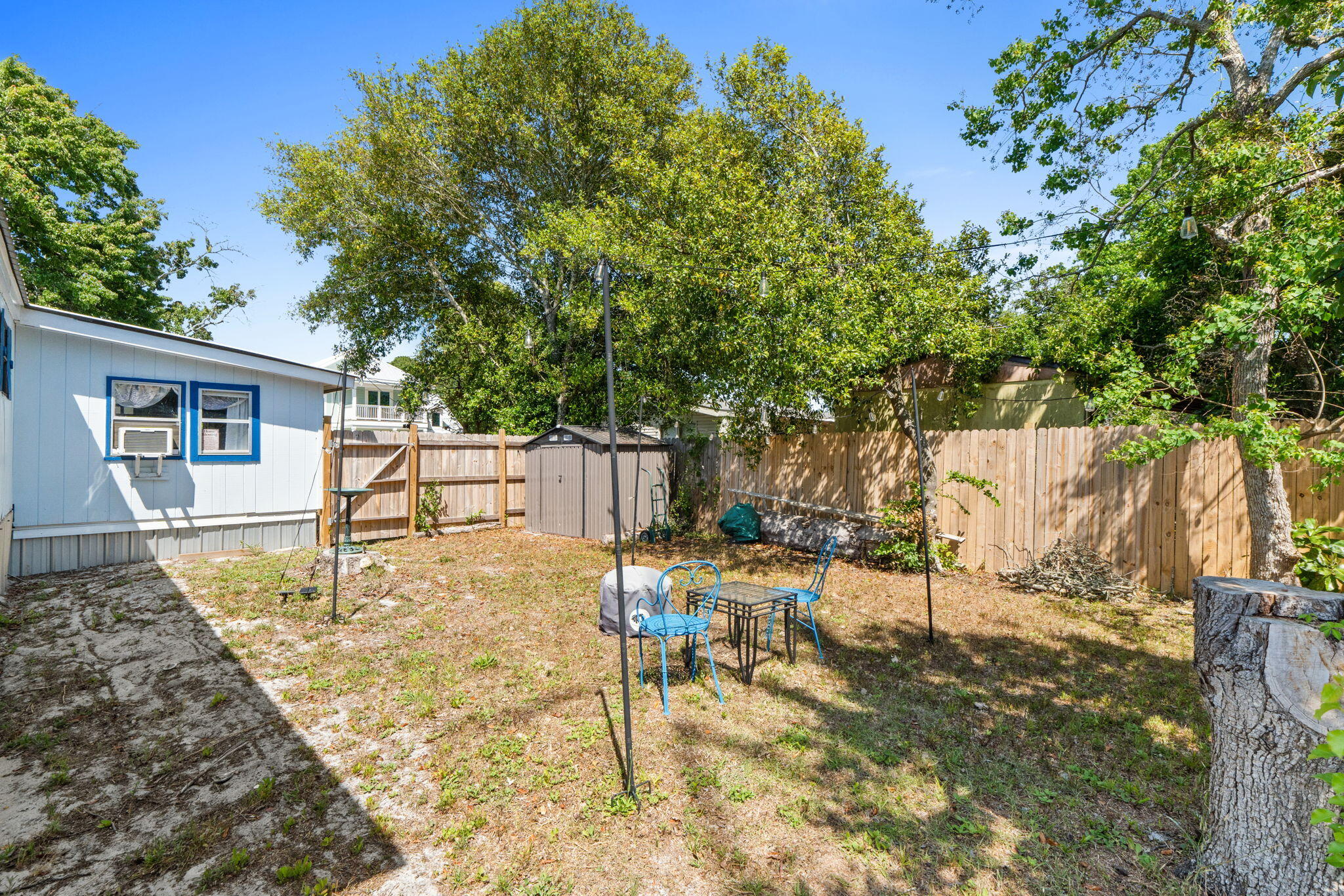 LAGUNA BEACH - Residential