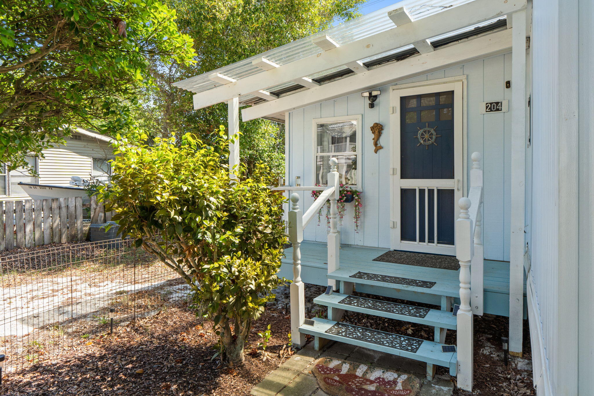 LAGUNA BEACH - Residential