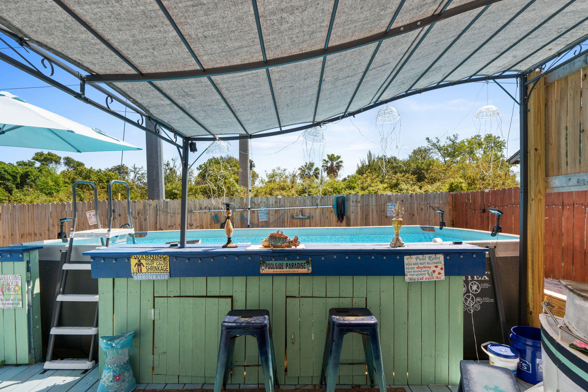 LAGUNA BEACH - Residential