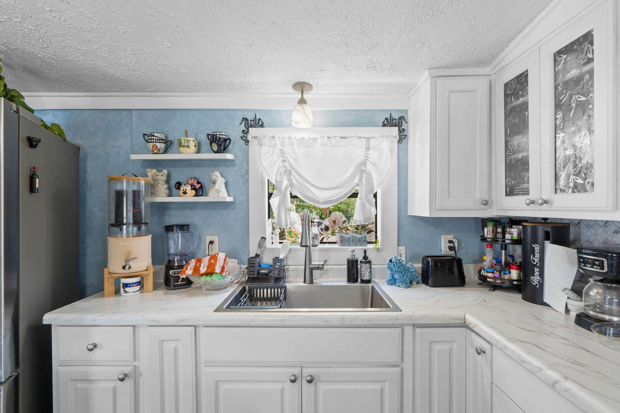 LAGUNA BEACH - Residential