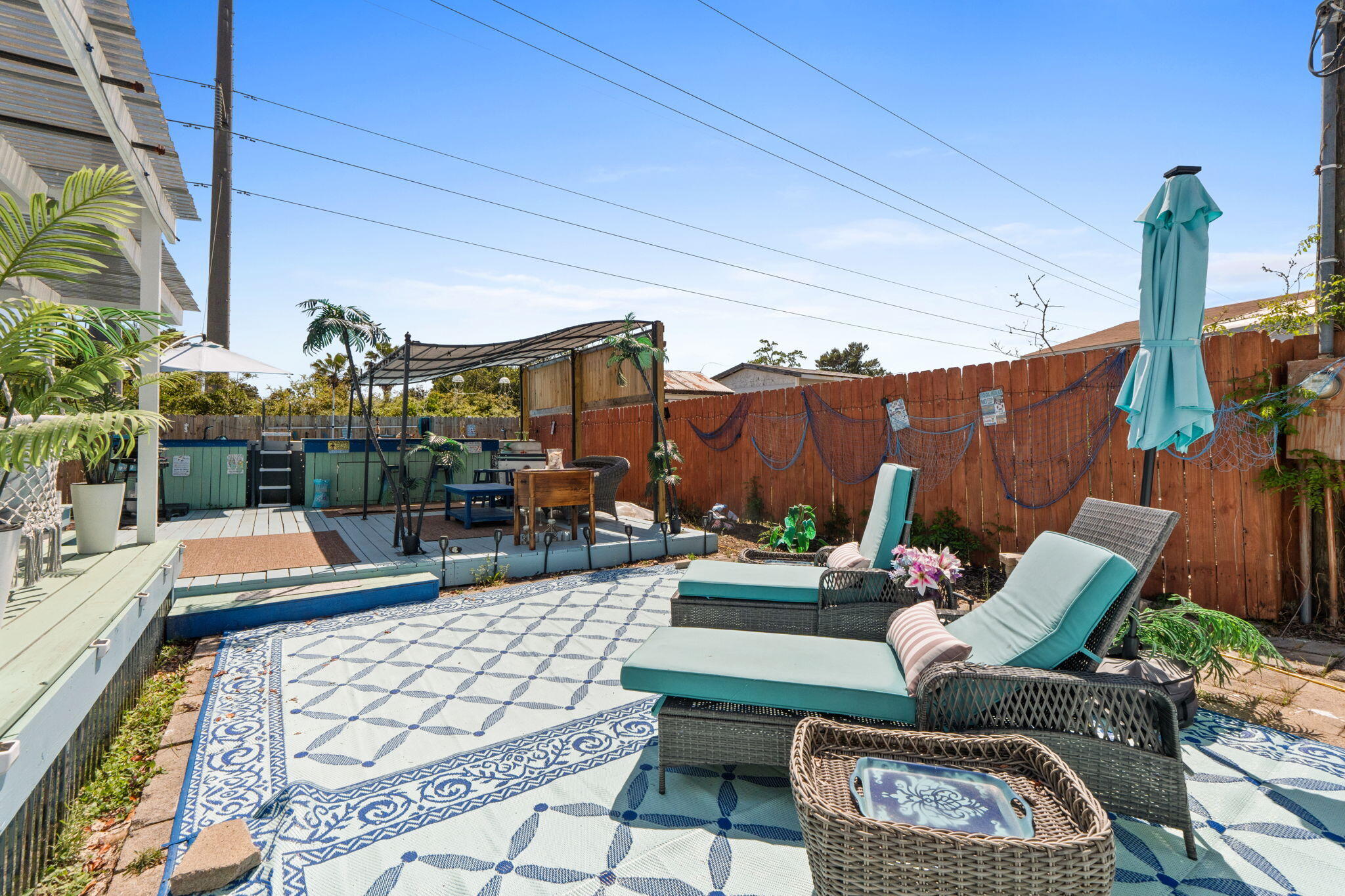 LAGUNA BEACH - Residential