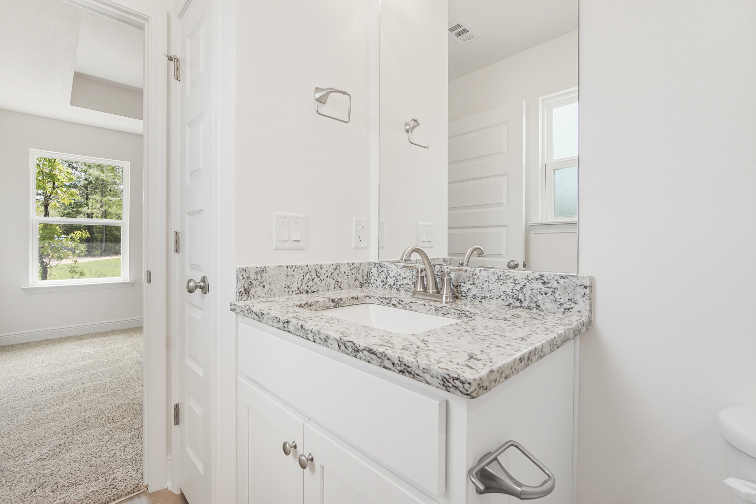 COUNTRY CLUB MANOR EAST - Residential