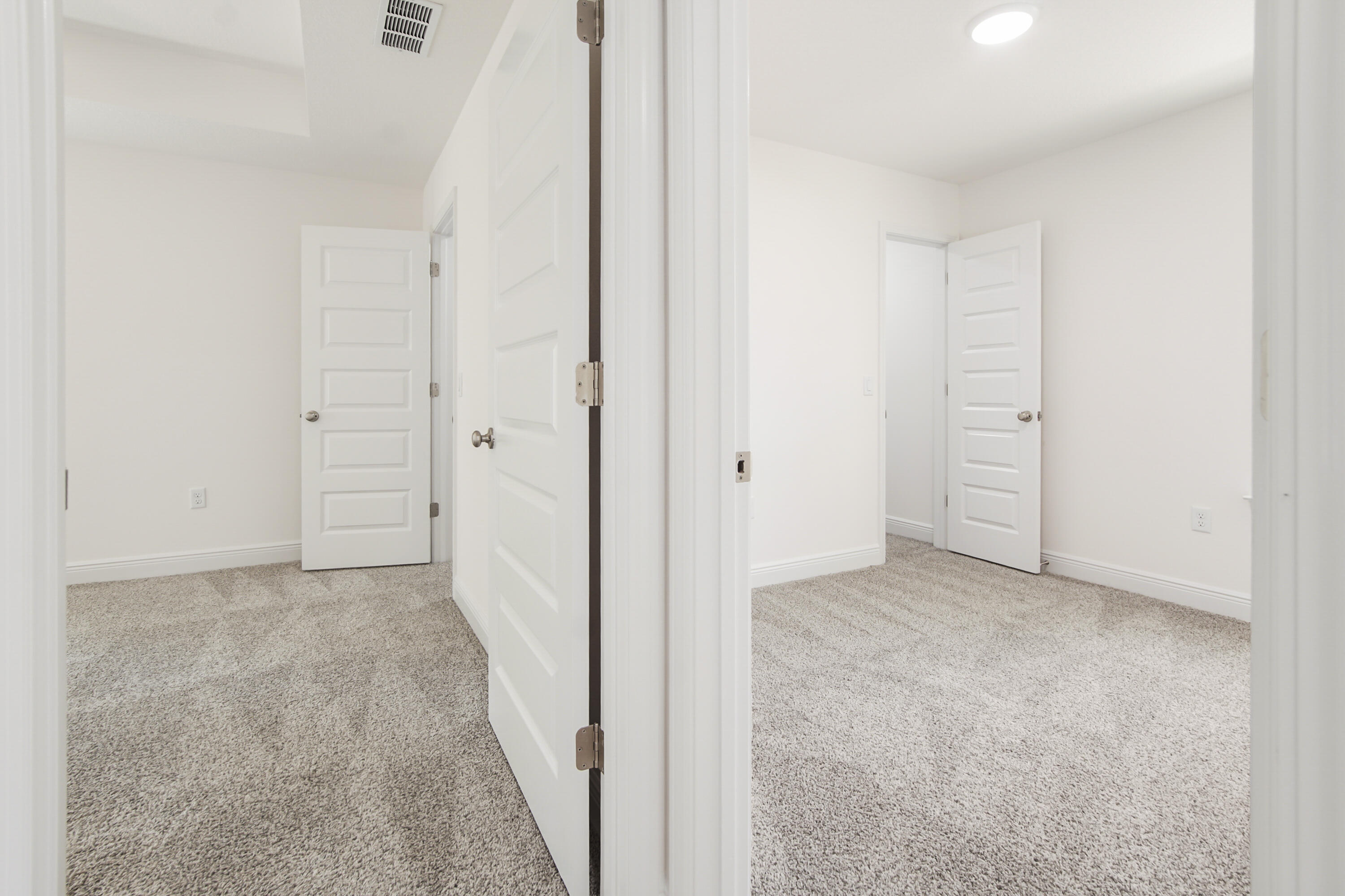 COUNTRY CLUB MANOR EAST - Residential