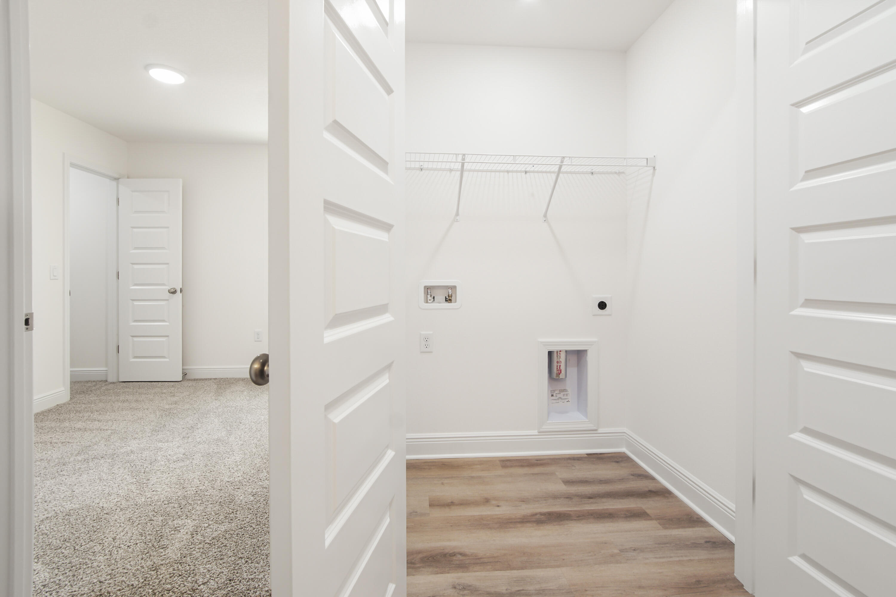 COUNTRY CLUB MANOR EAST - Residential