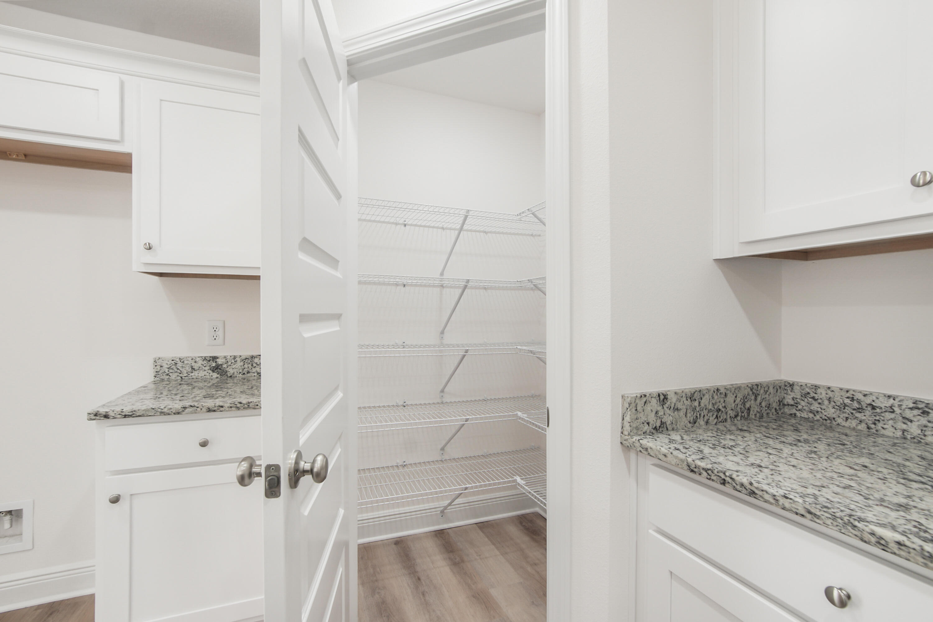 COUNTRY CLUB MANOR EAST - Residential