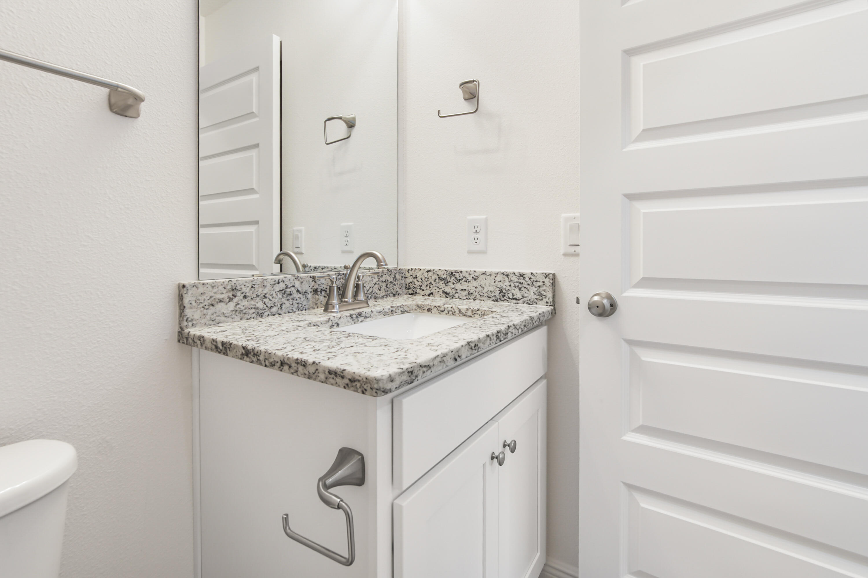 COUNTRY CLUB MANOR EAST - Residential