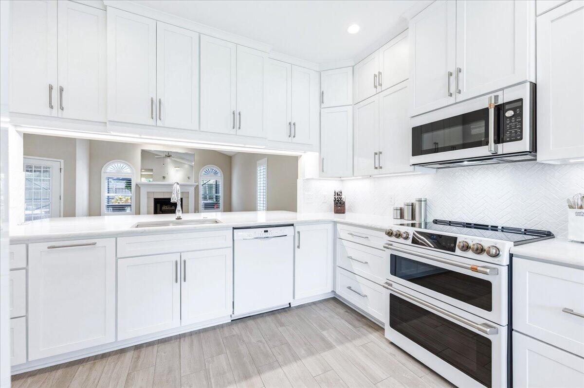 3171 Oak Shadow Lane
