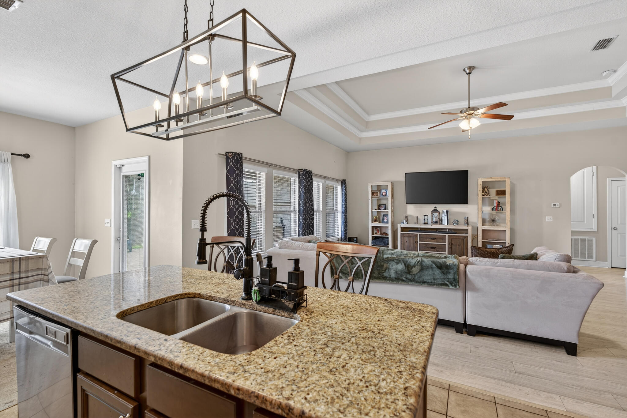 REDSTONE COMMONS - Residential