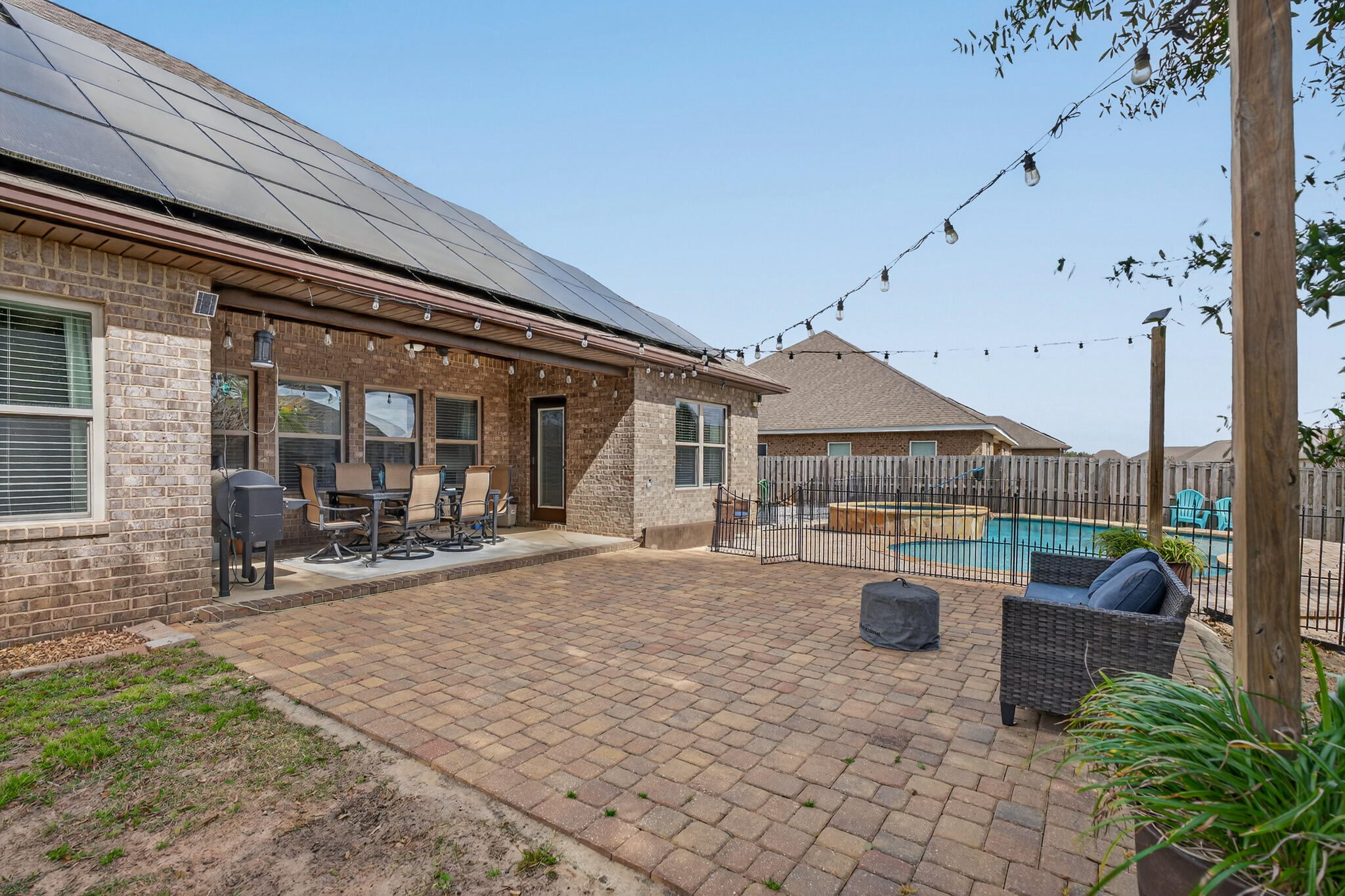 REDSTONE COMMONS - Residential